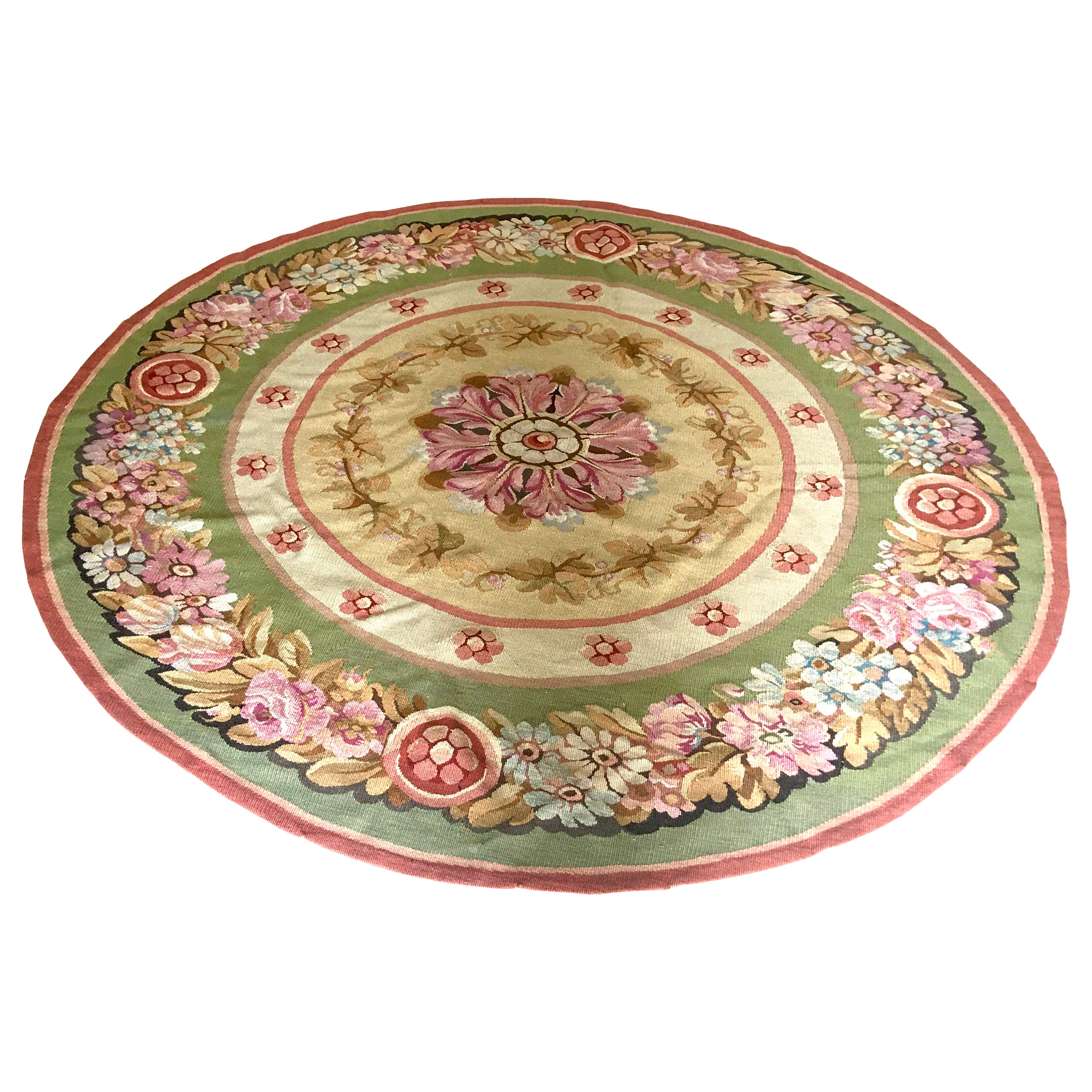 Runder runder französischer Aubusson-Wandteppich aus der Mitte des 19. Jahrhunderts in Elfenbein und Beige mit Blumenmuster im Angebot