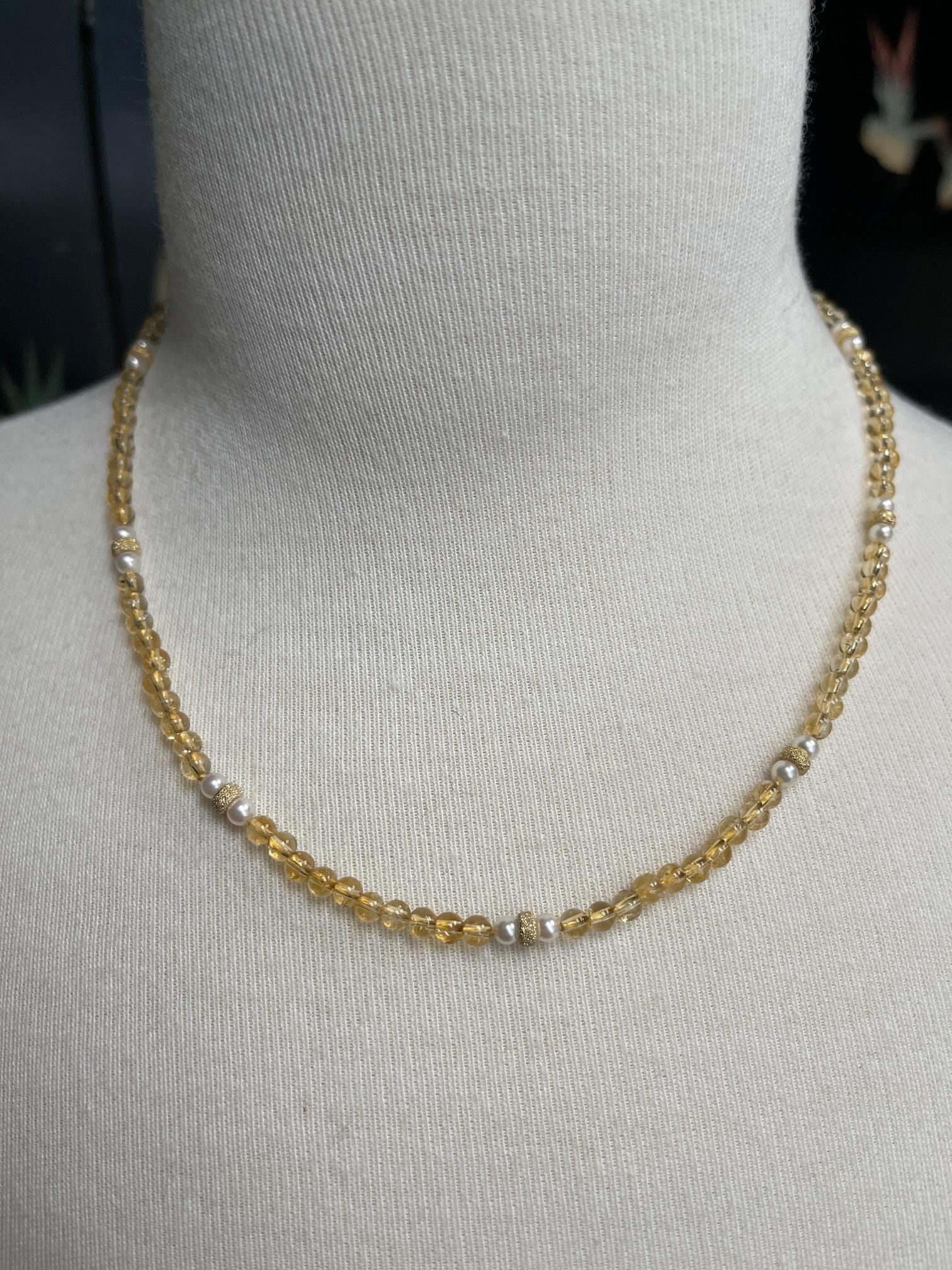 Collier de perles et de citrines rondes avec accents en or jaune, 18,5 pouces Unisexe en vente
