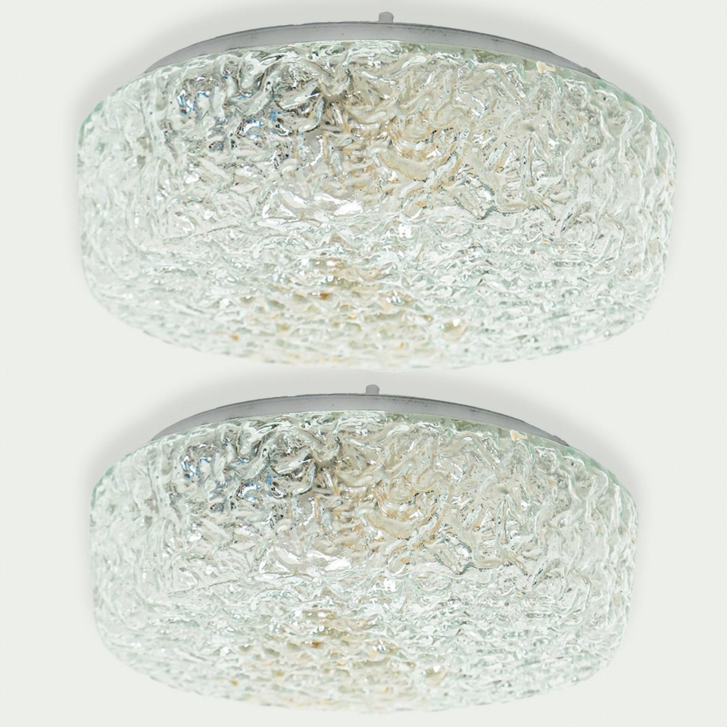 Empotrable redondo de cristal transparente texturado, al estilo de Limburgo Alemán en venta