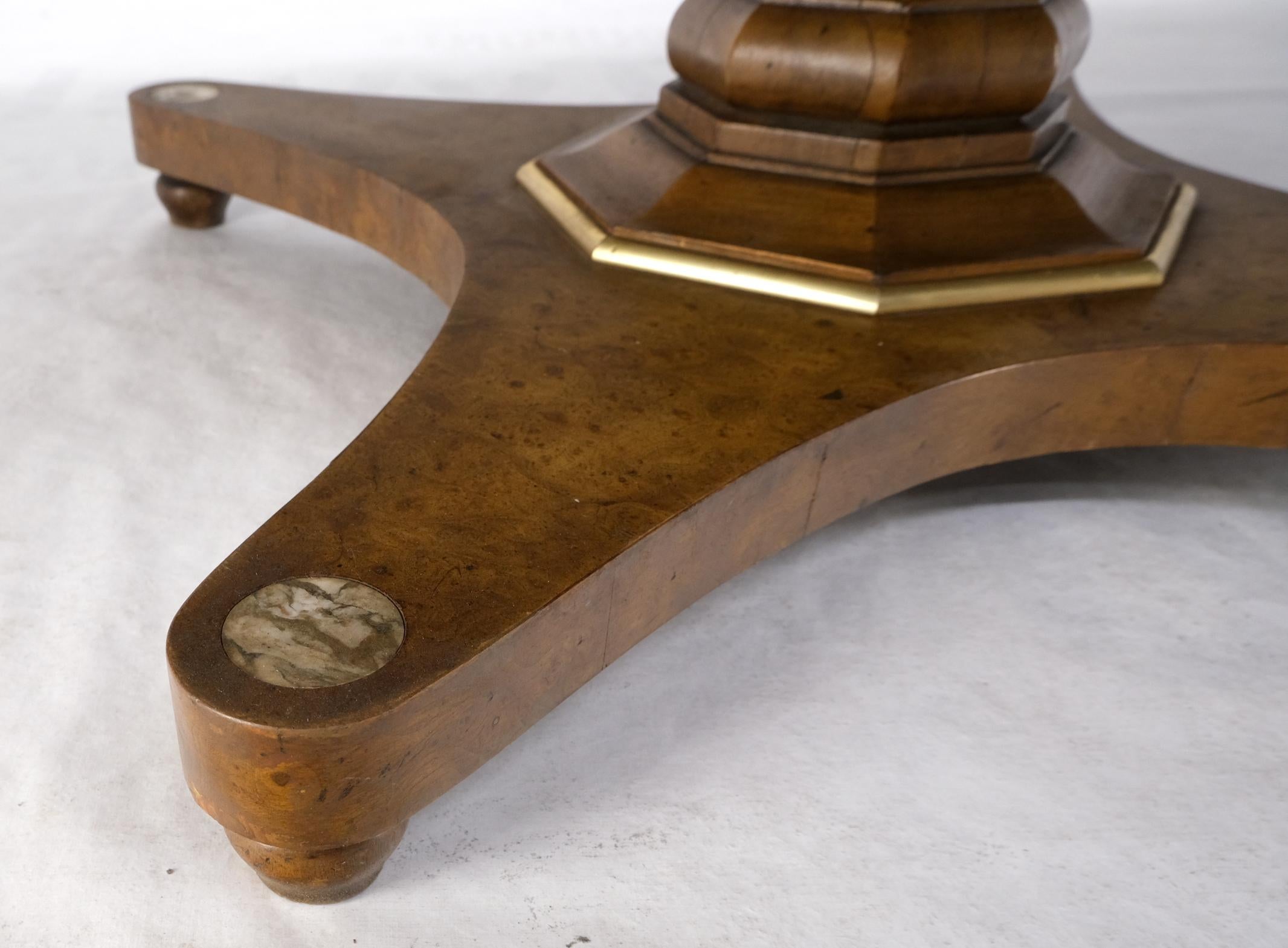 Round Clove Shape Burl Walnut Dining Conference Table w/ 3 Extension Leaves In Good Condition For Sale In Rockaway, NJ