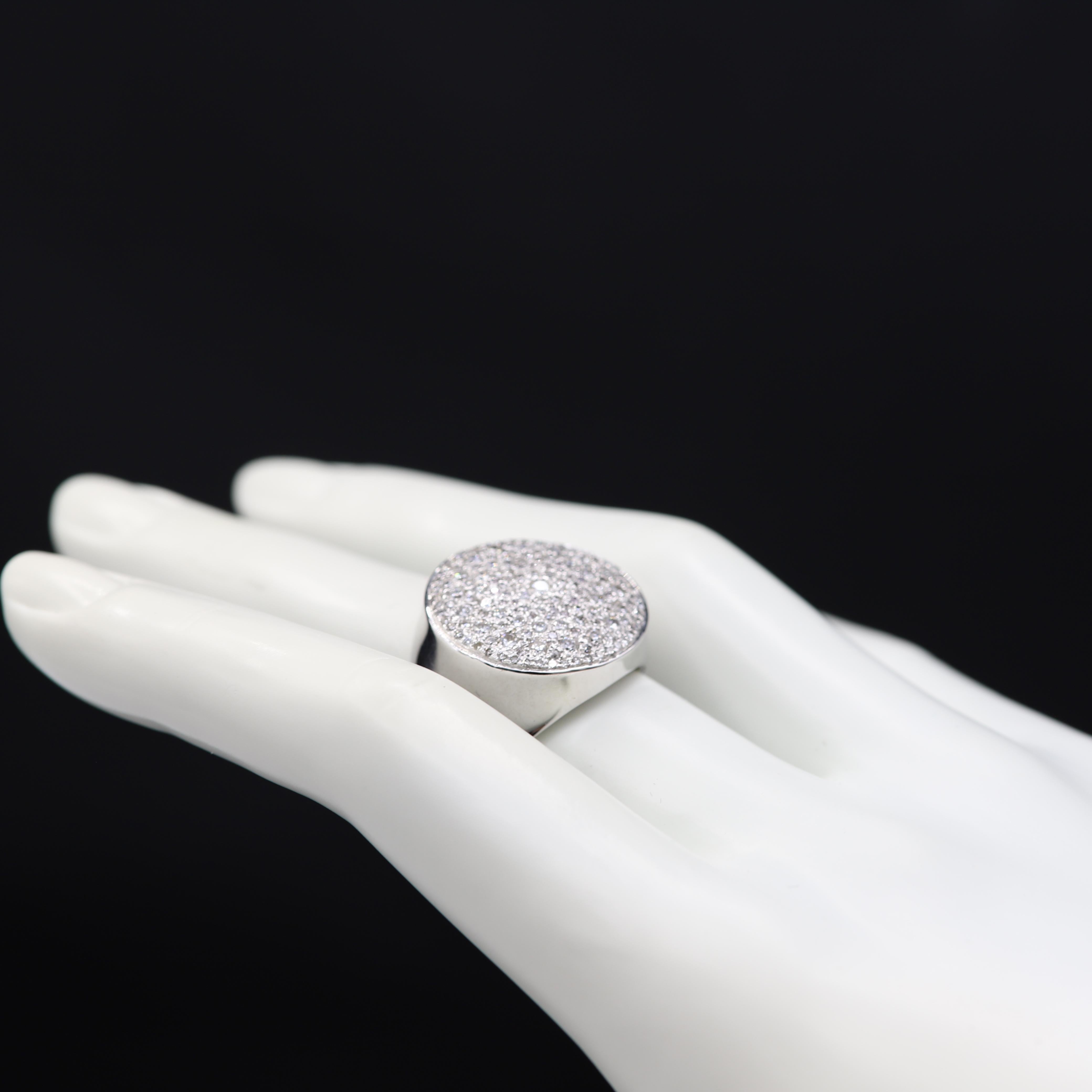 Round Cut Round Cluster 18 Karat White Gold Large Diamond Cluster Cocktail Ring For Sale