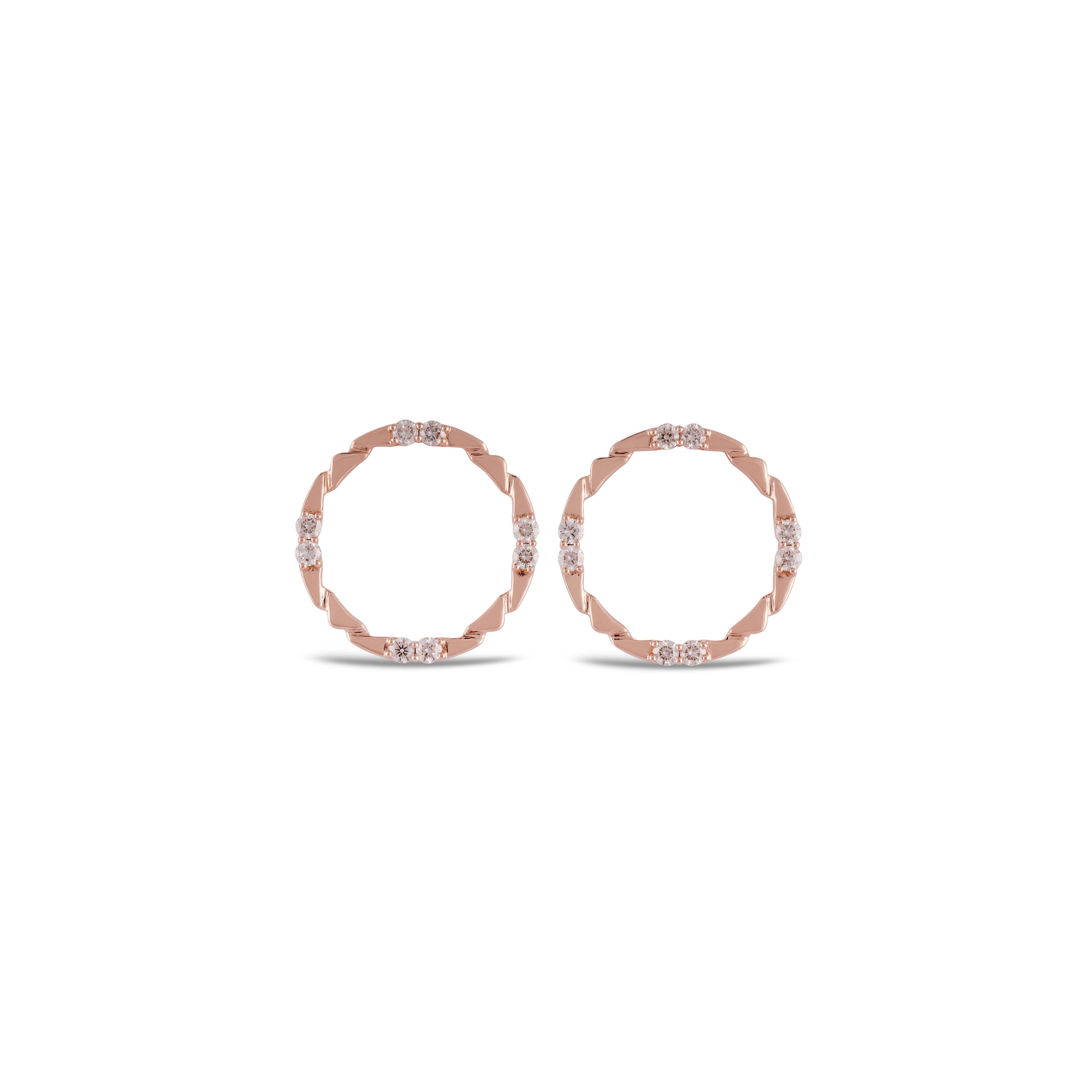 Round Cut Round Cluster Diamond  Earring Studded in 18 Karat Rose Gold For Sale