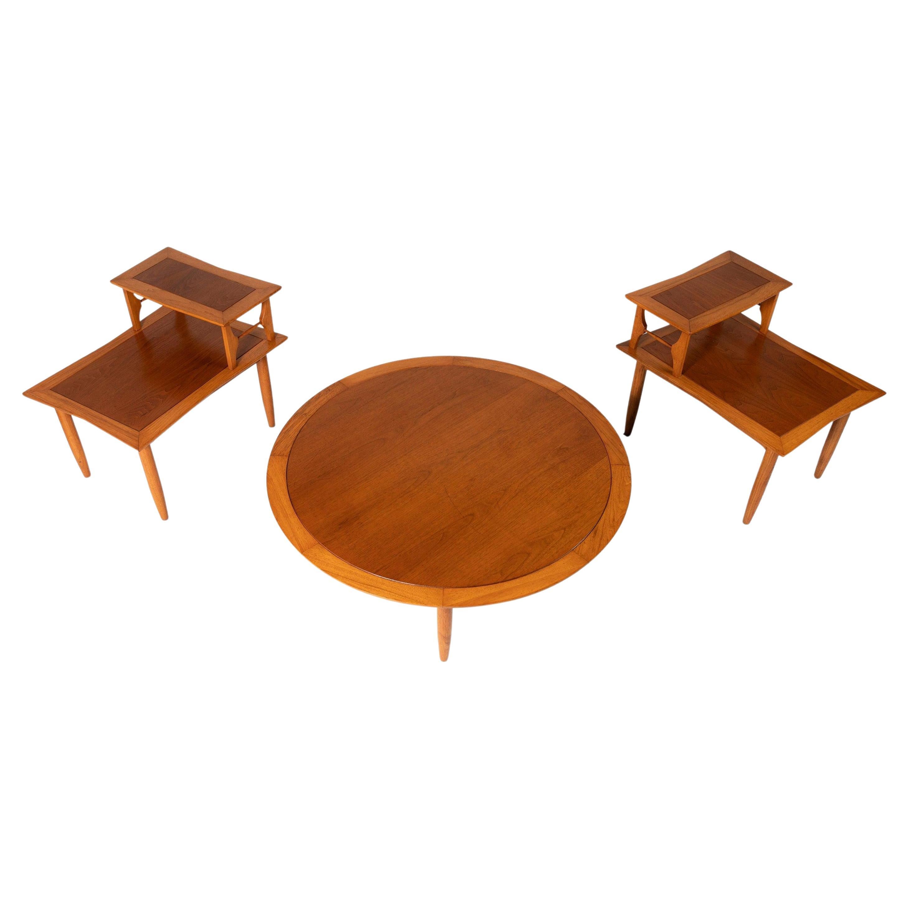 Round Coffee Table and Pair of 2-Tier End Tables Attributed to Lubberts & Mulder For Sale