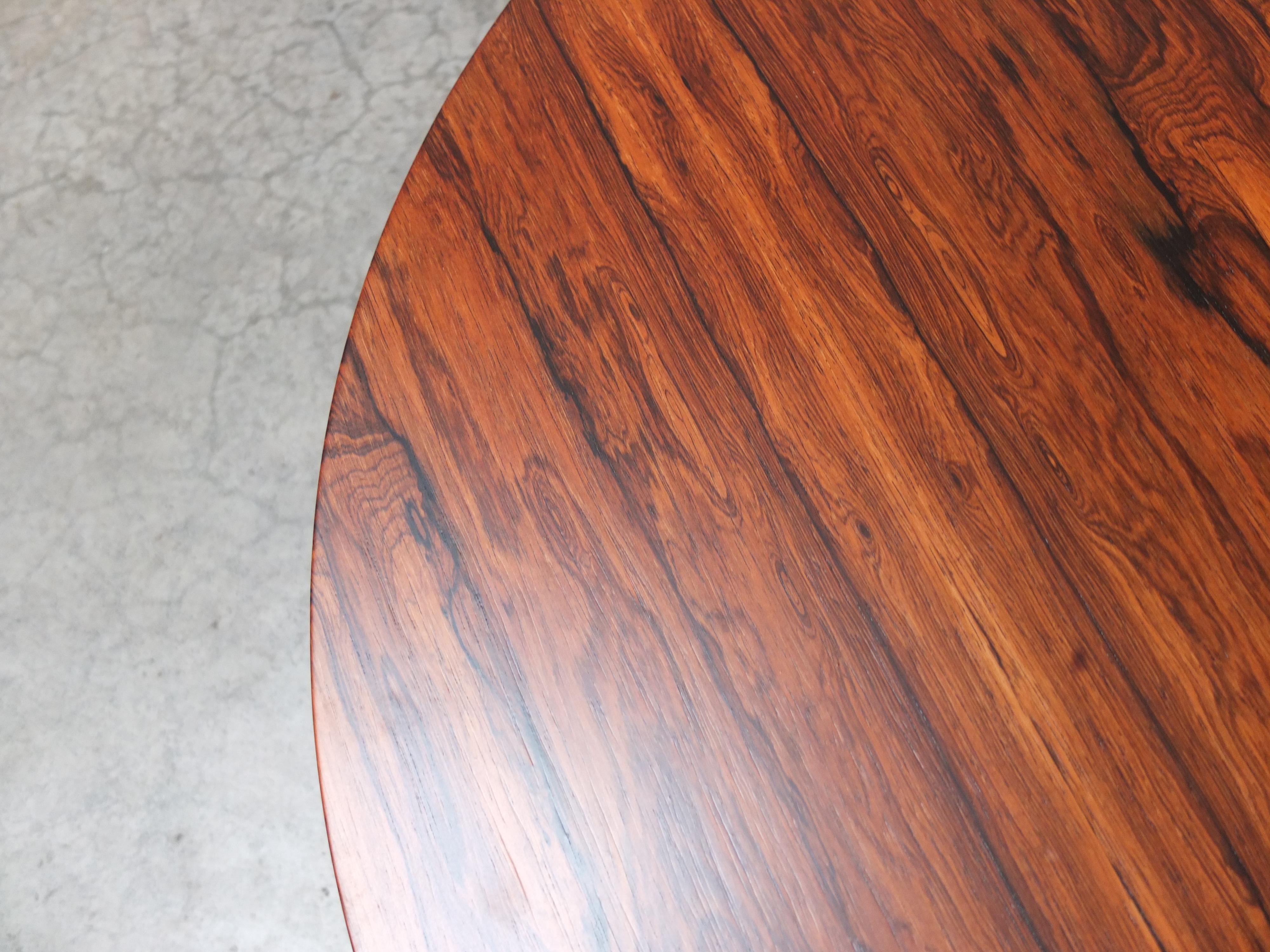Round Coffee Table by Arne Jacobsen for Fritz Hansen, 1965 3