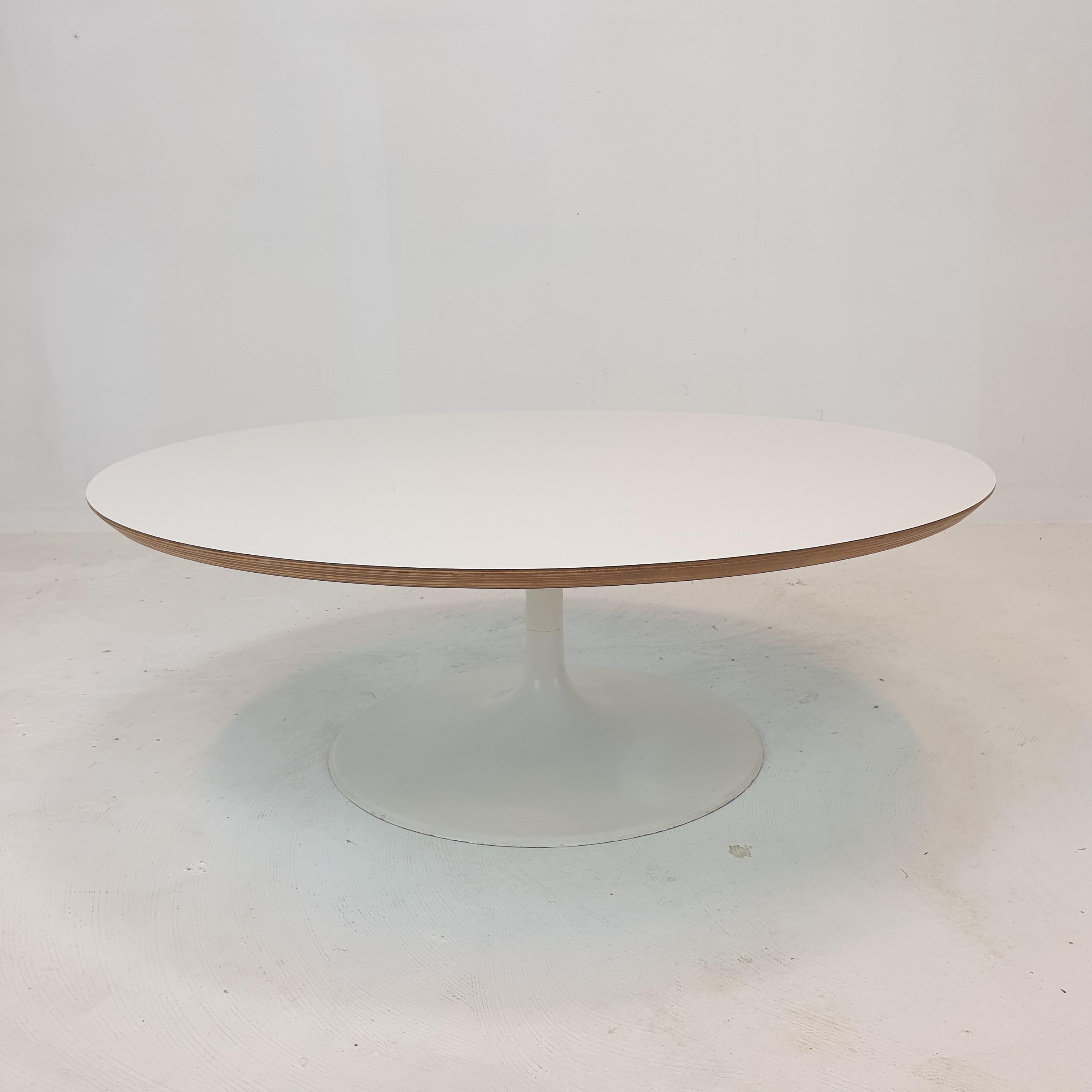 Runder Couchtisch von Geoffrey Harcourt für Artifort, 1960er Jahre (Mitte des 20. Jahrhunderts) im Angebot