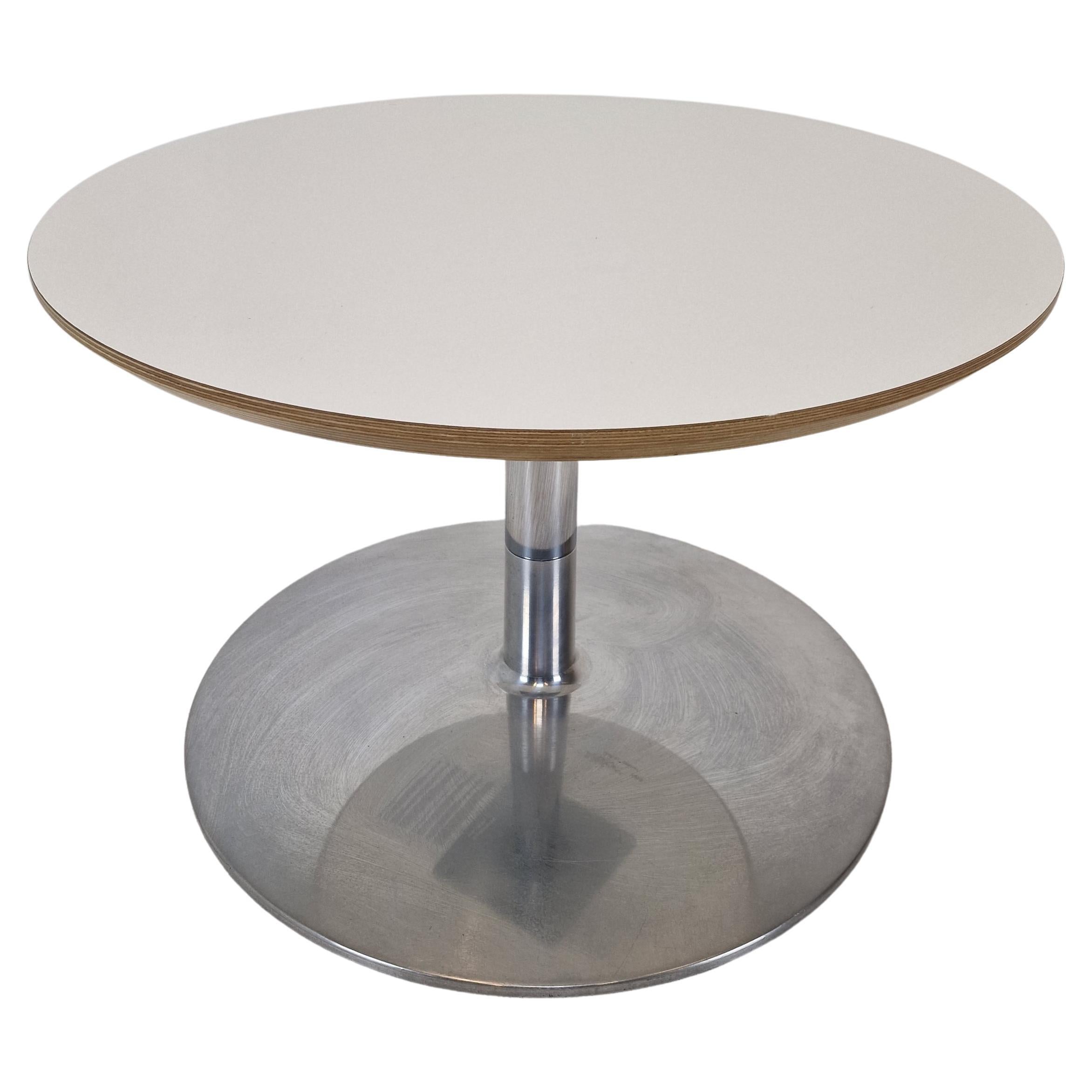 Round Coffee Table by Geoffrey Harcourt for Artifort For Sale
