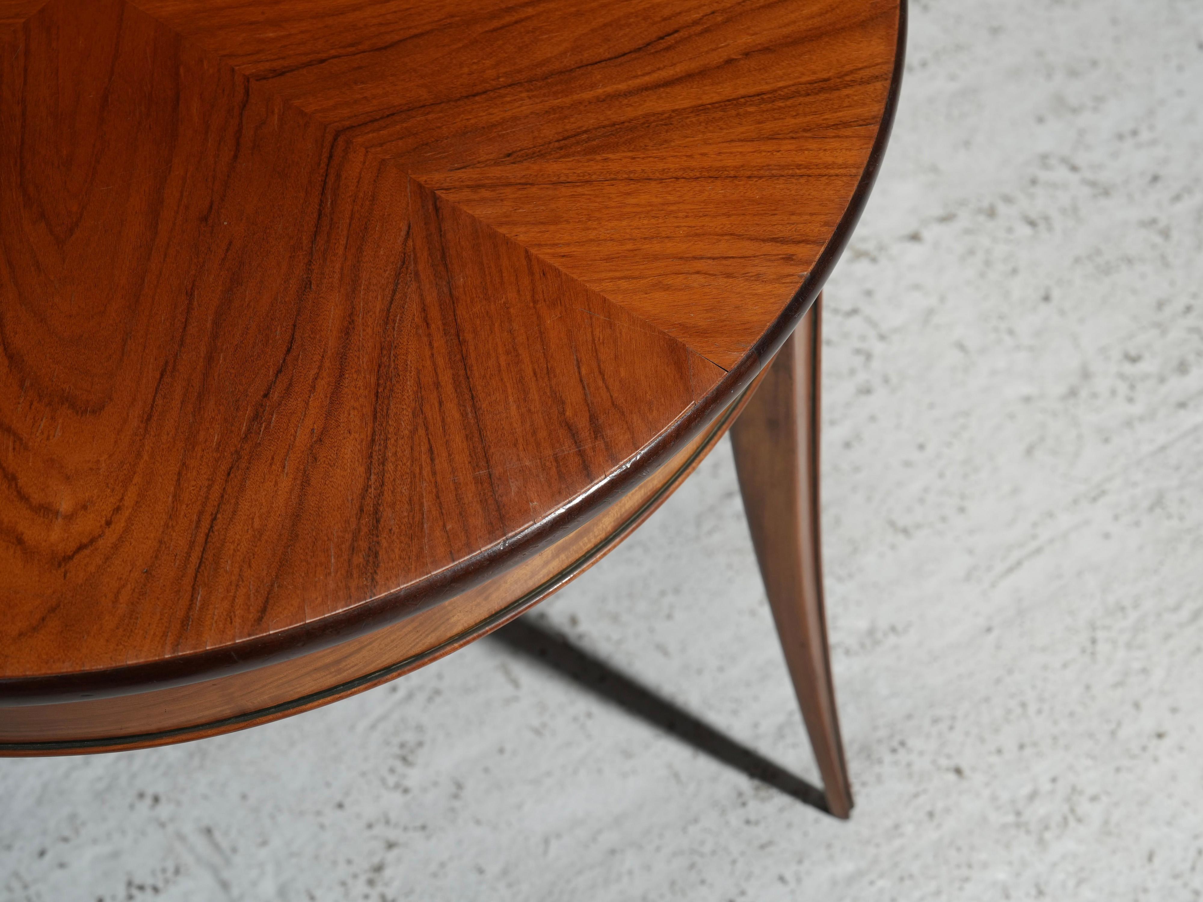 Mesa de centro redonda de Giuseppe Scapinelli en madera, Brasil, años 50 Brasileño en venta