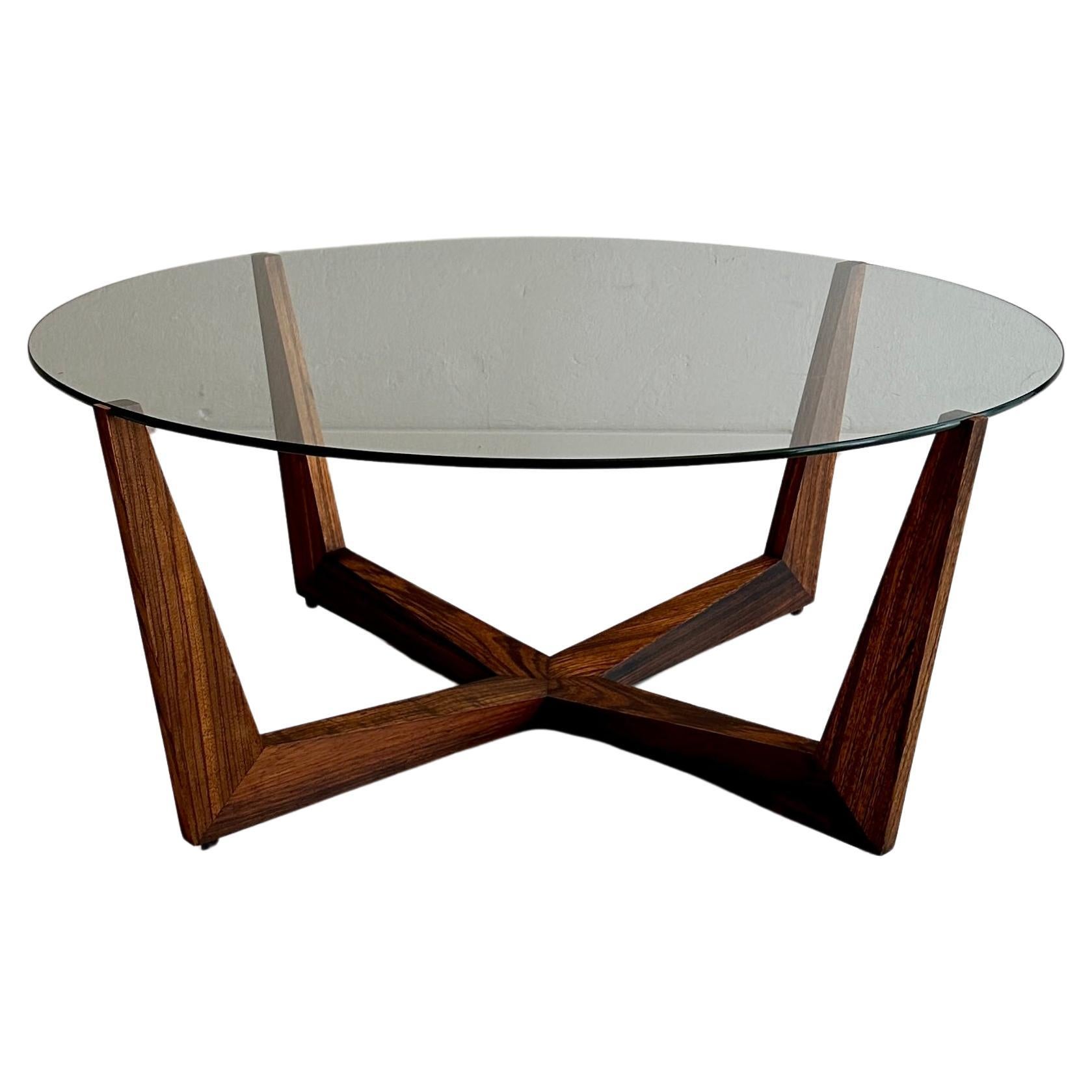 Round Coffee Table by Wilhelm Renz in Teak and Glass, around 1960 For Sale