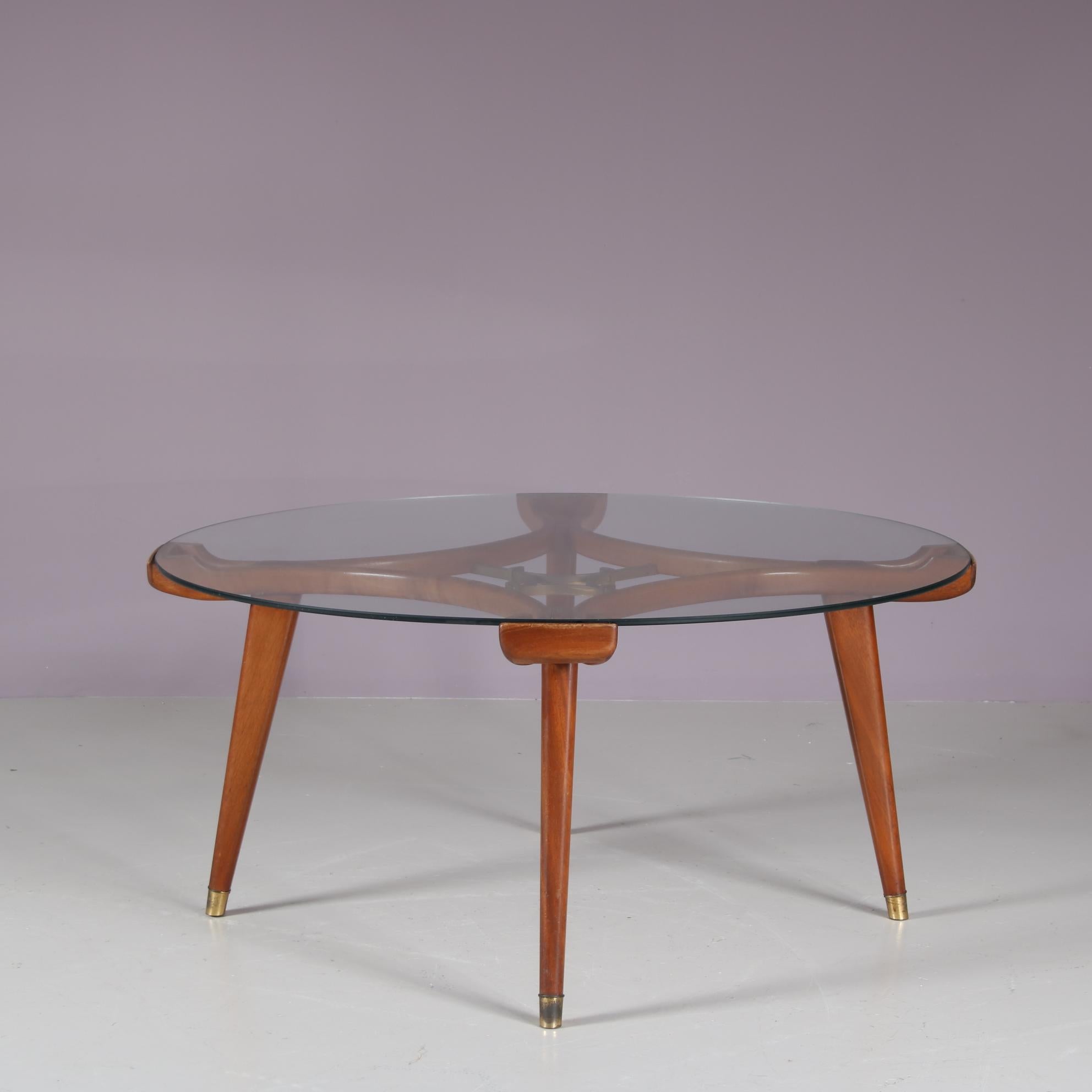 Round Coffee Table by William Watting for Fristo, circa 1955 For Sale 1