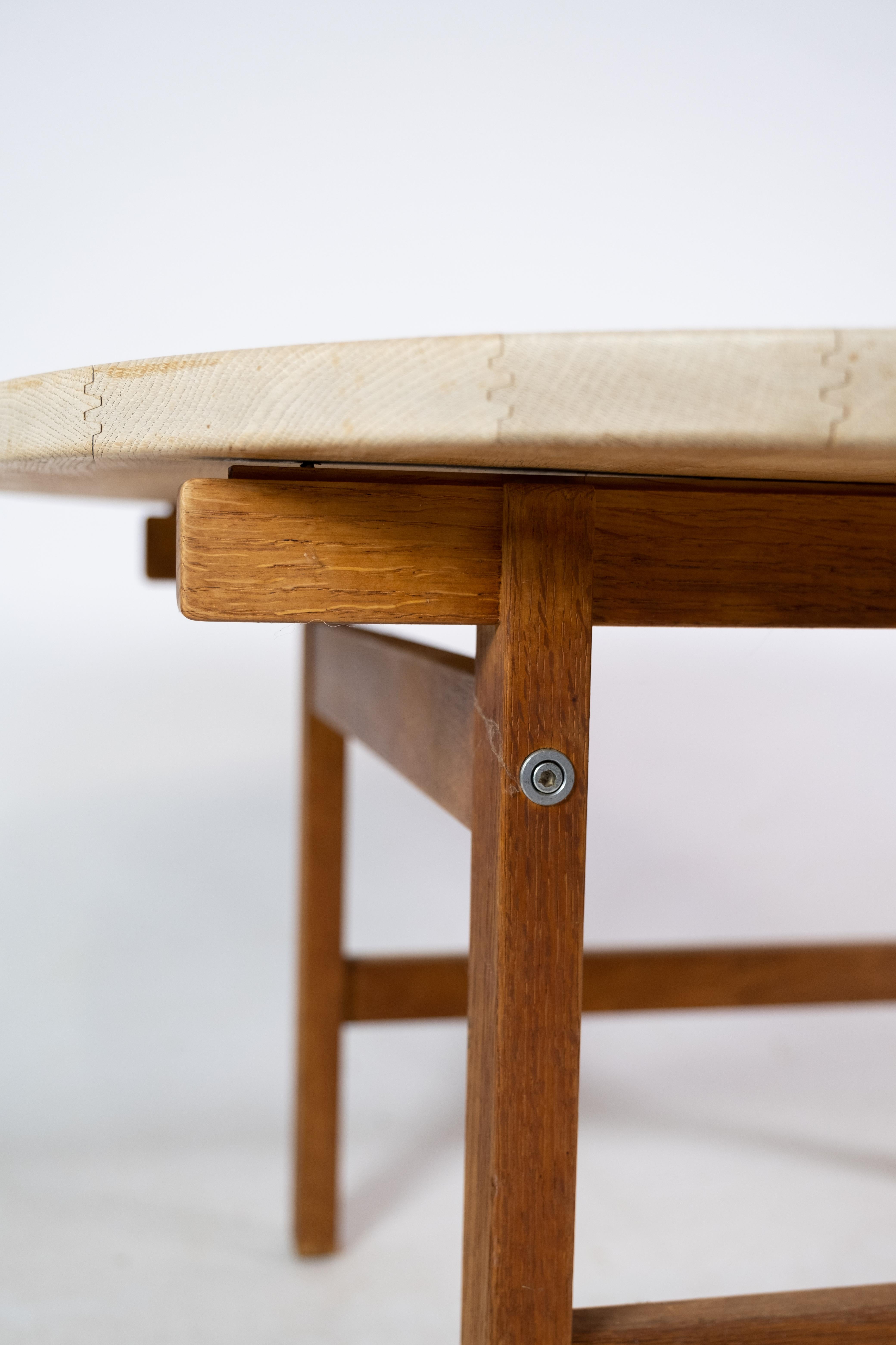 Round Coffee Table, Hans J. Wegner, Oak, PP Møbler For Sale 1