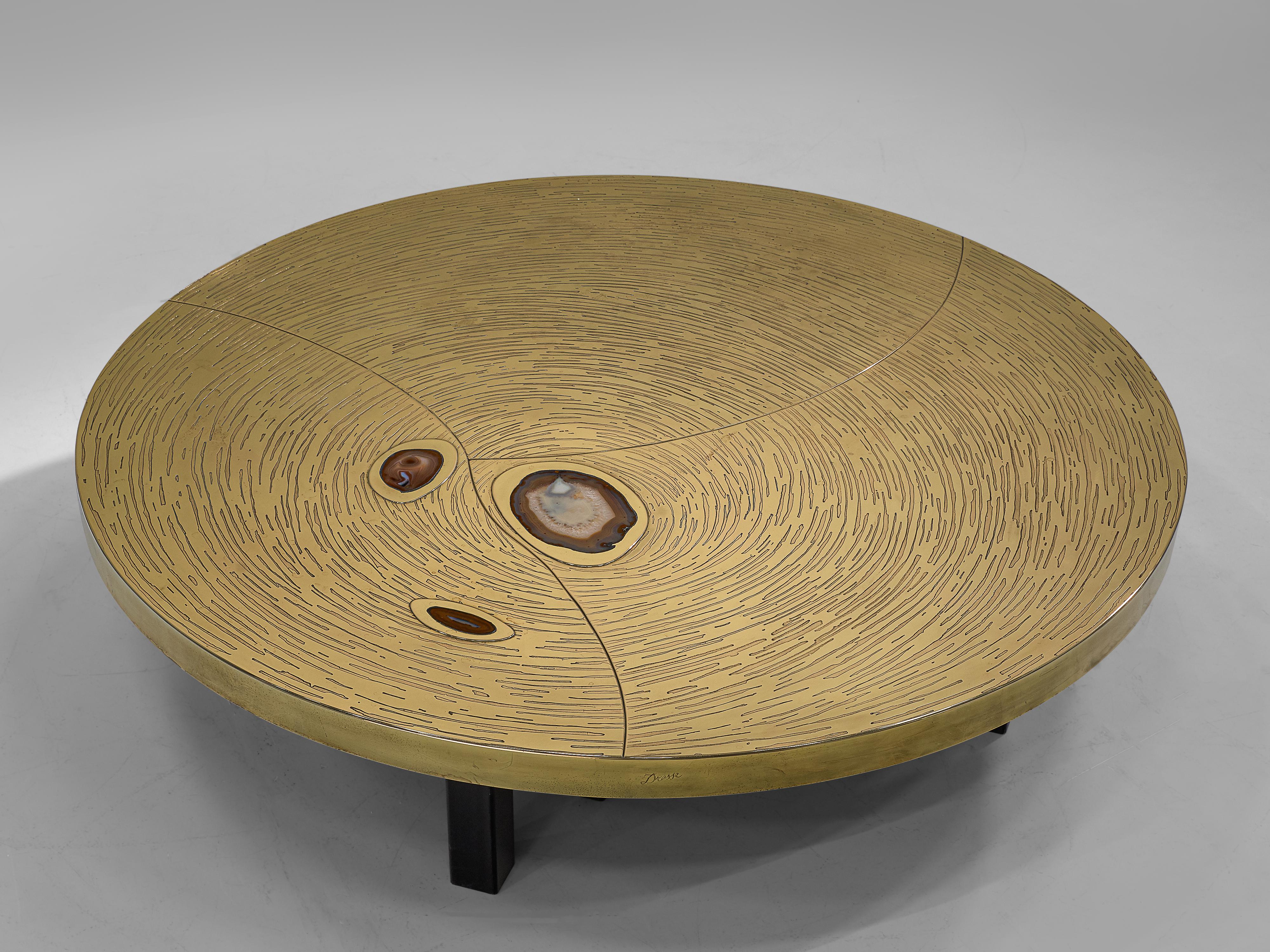 Round Coffee Table in Brass Inlayed with Agate by Jean Claude Dresse In Good Condition In Waalwijk, NL