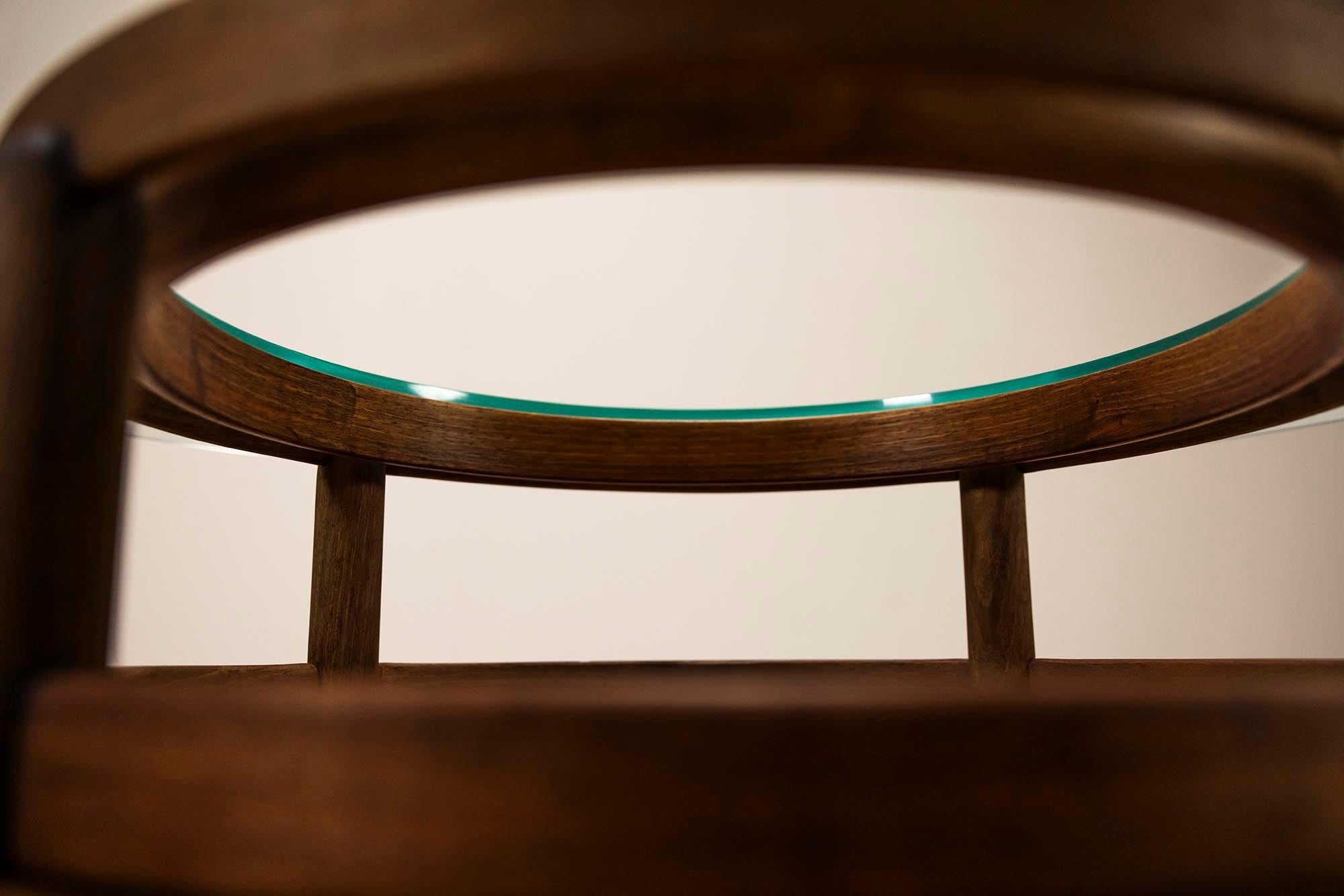 Round Coffee Table In Glass And Teak By Gianfranco Frattini for Cassina, Italy  In Good Condition For Sale In Hellouw, NL