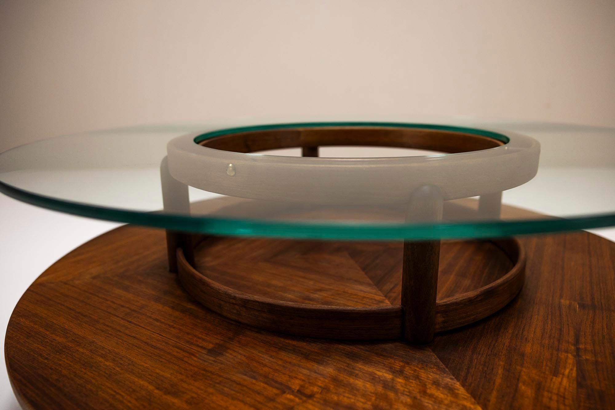 Round Coffee Table In Glass And Teak By Gianfranco Frattini for Cassina, Italy  For Sale 2