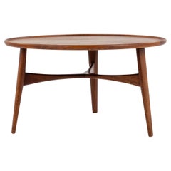 Vintage Round coffee table in rosewood by Aksel Bender Madsen & Ejnar Larsen