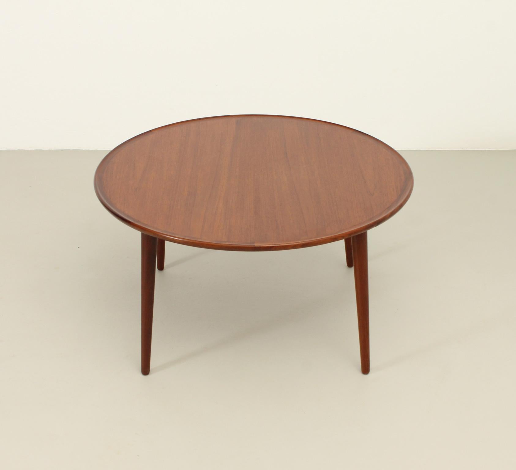 Danish Round Coffee Table in Teak Wood by BC Møbler, Denmark, 1960's For Sale