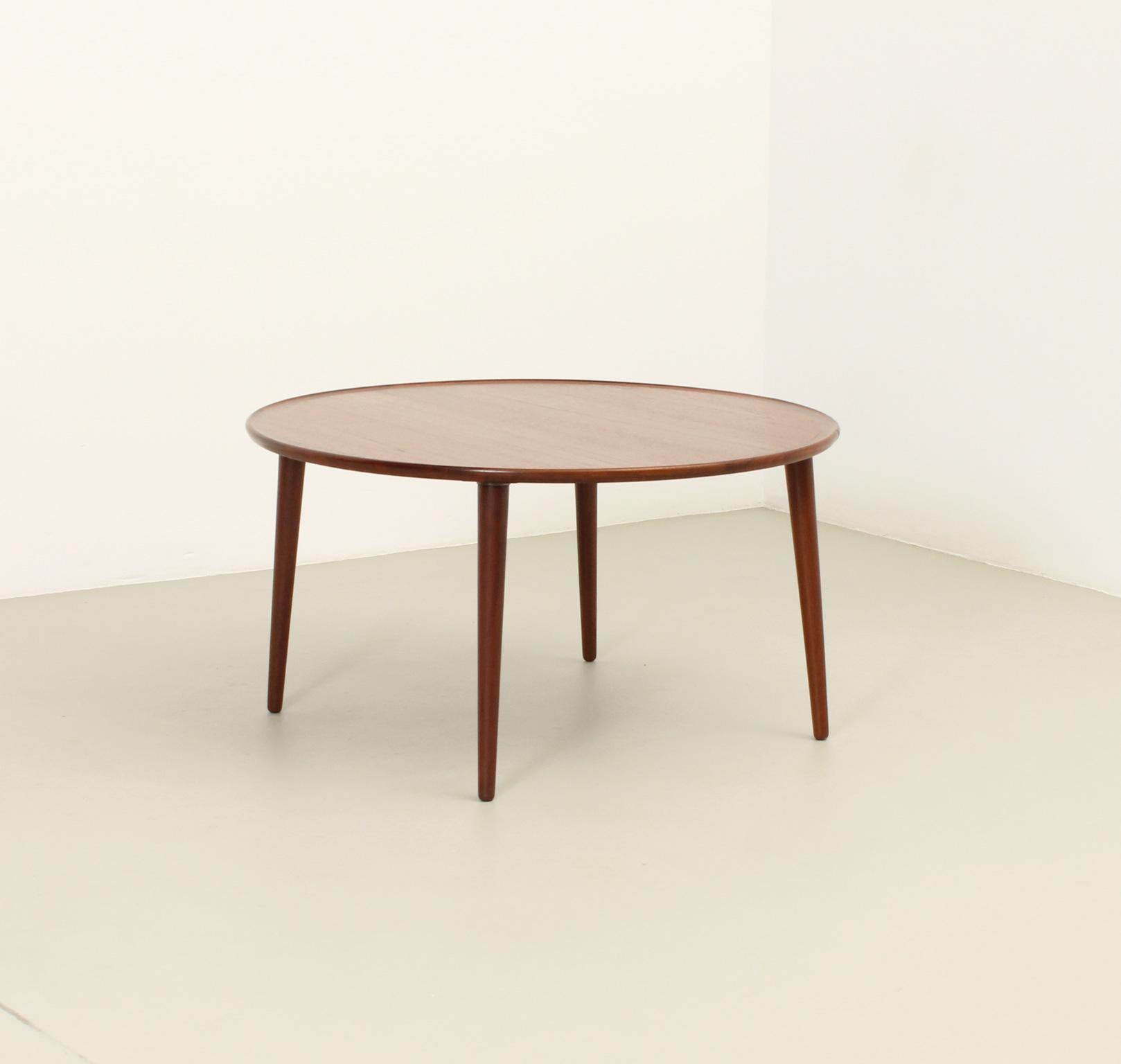 Mid-20th Century Round Coffee Table in Teak Wood by BC Møbler, Denmark, 1960's For Sale