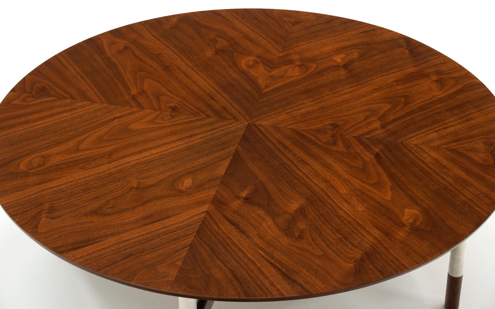 American Round Coffee Table in the Style of Finn Juhl. Satin Chrome Legs Walnut Top &Feet For Sale