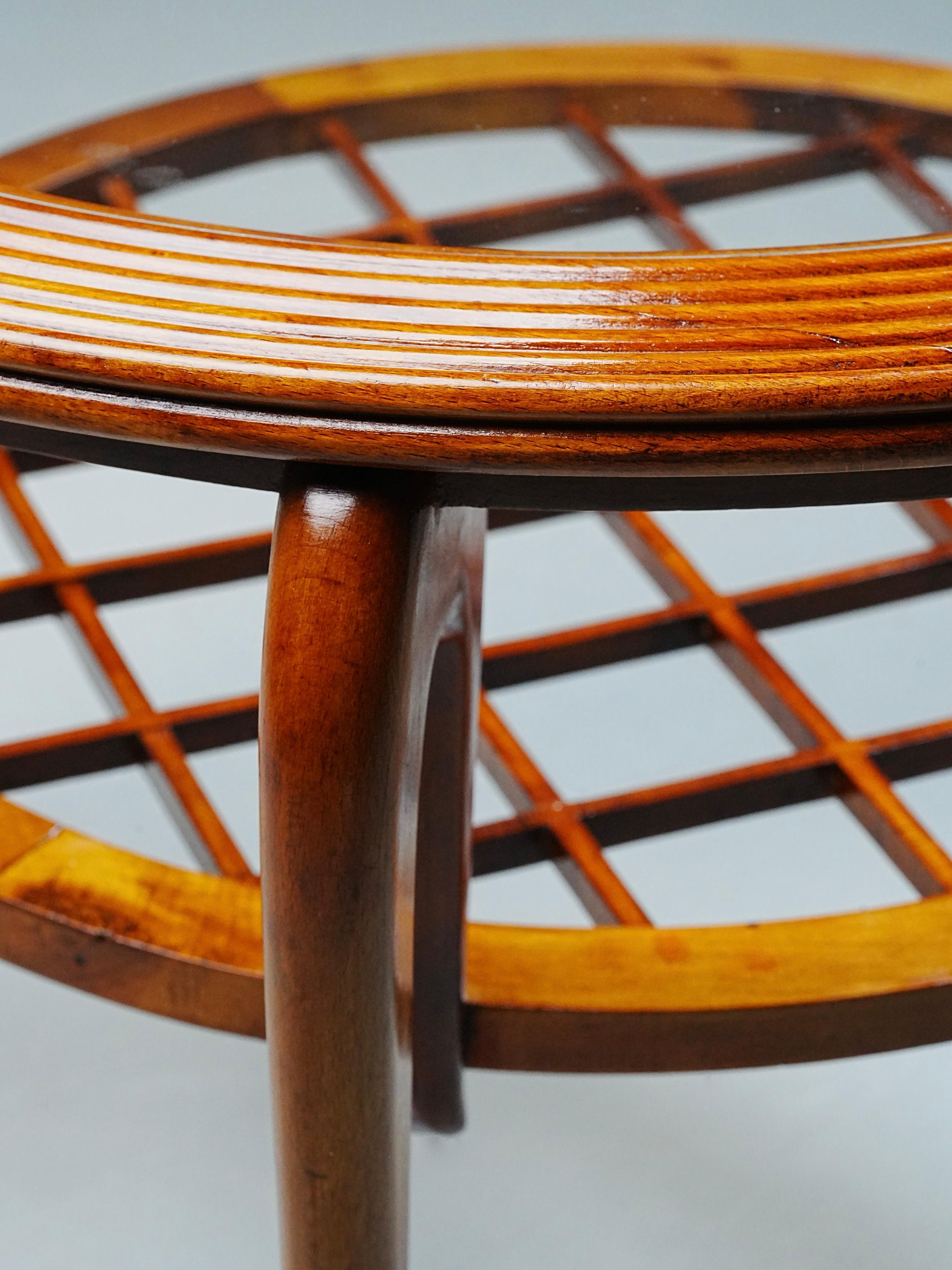 Italian Round Coffee Table in Walnut and Glass, Italy, 1950's For Sale