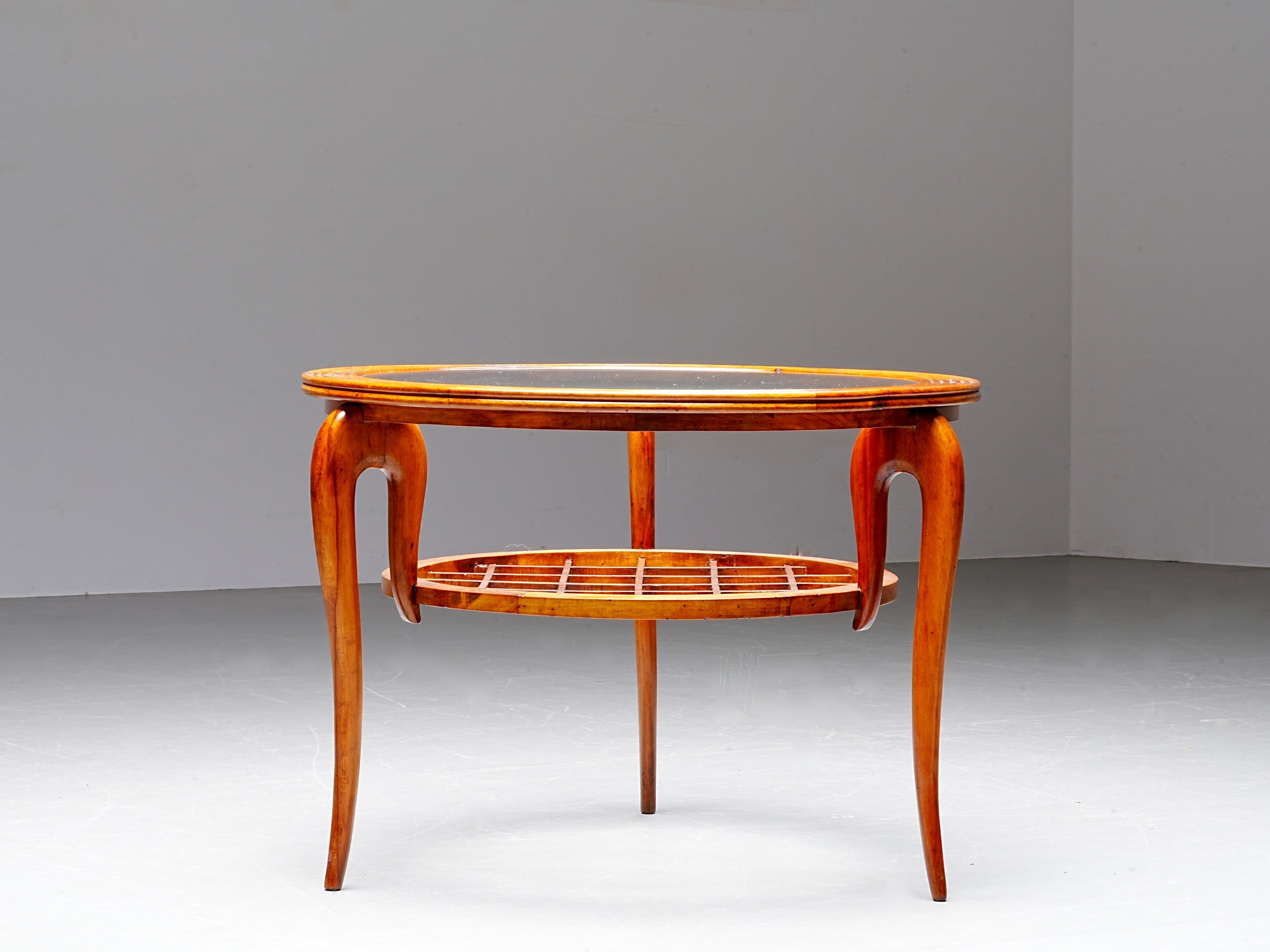 Round Coffee Table in Walnut and Glass, Italy, 1950's In Good Condition For Sale In Uithoorn, NL