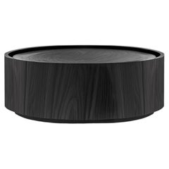 Mesa de centro redonda de chapa de madera teñida de negro by Nono Furniture