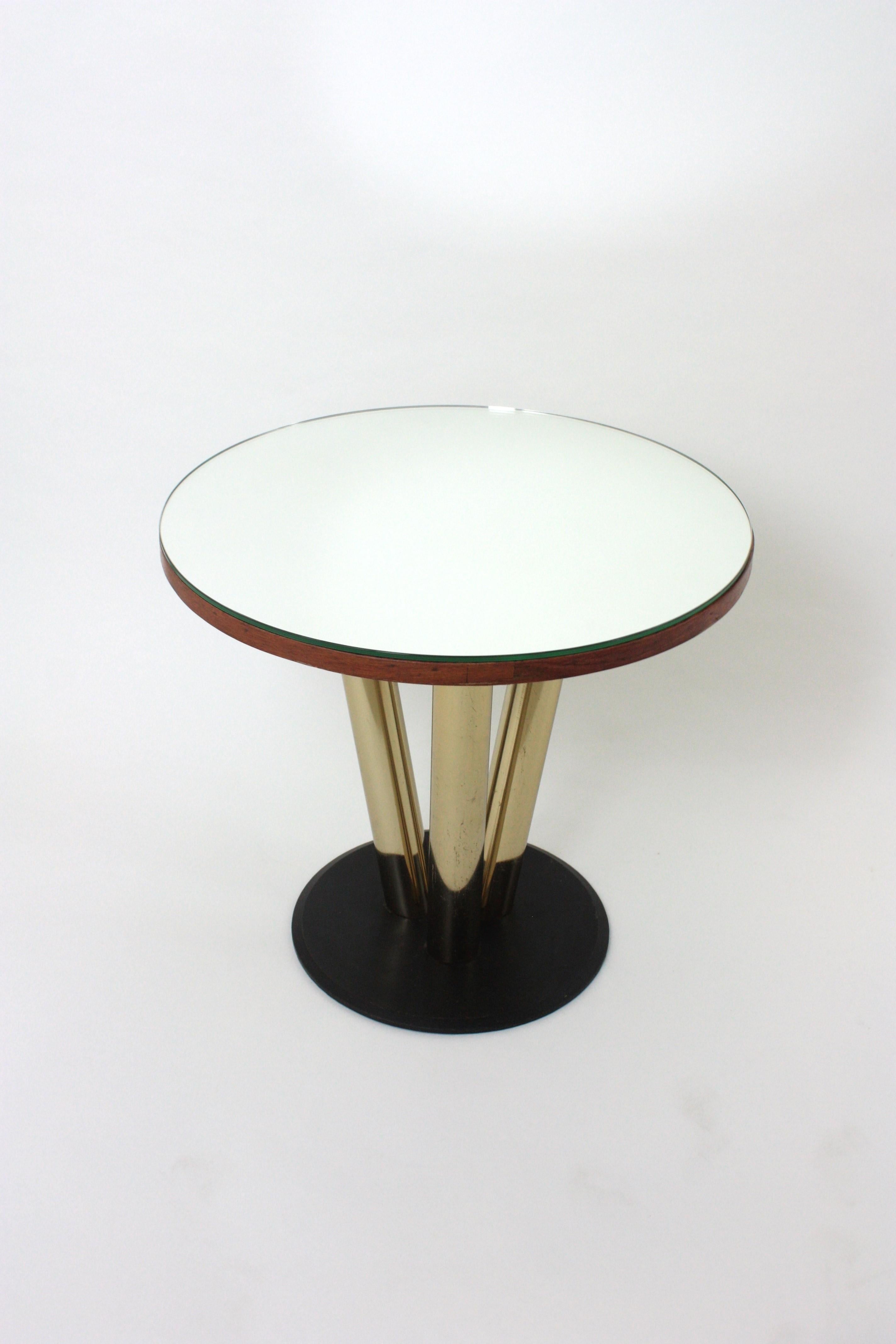Table basse ronde avec plateau en miroir et base en métal noir et laiton en vente 5