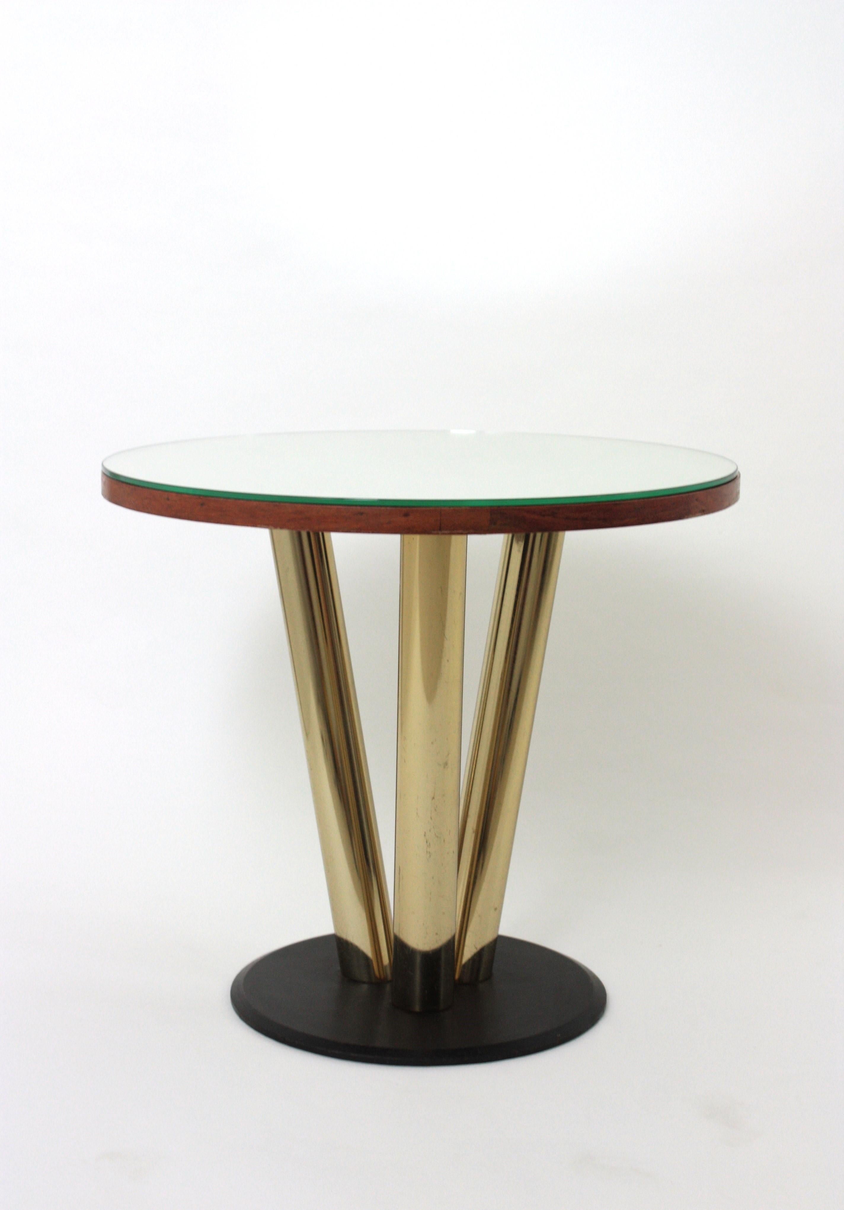 Table basse ronde avec plateau en miroir et base en métal noir et laiton en vente 6