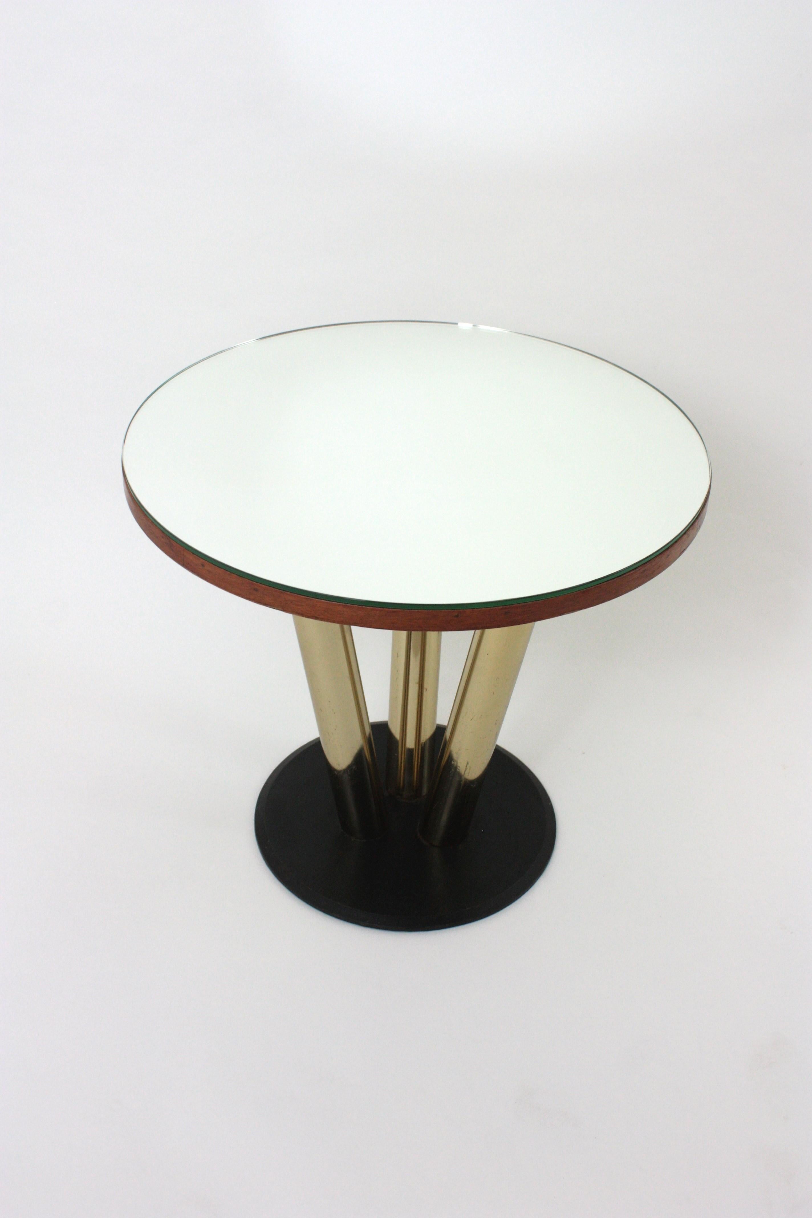Table basse ronde avec plateau en miroir et base en métal noir et laiton Bon état - En vente à Barcelona, ES