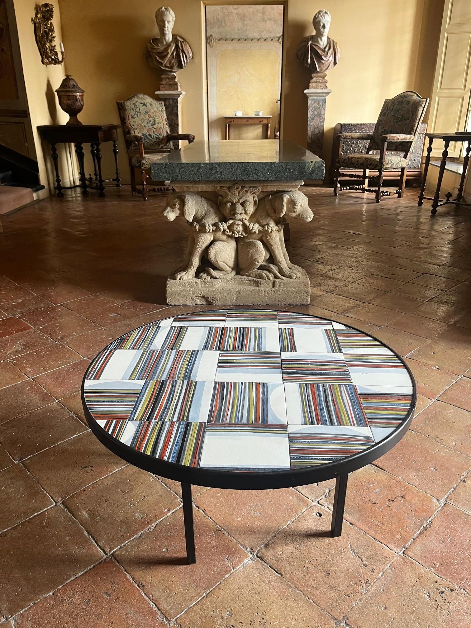 Ceramic Round coffee table with tiles top, Roger Capron, Vallauris. circa 1960 For Sale