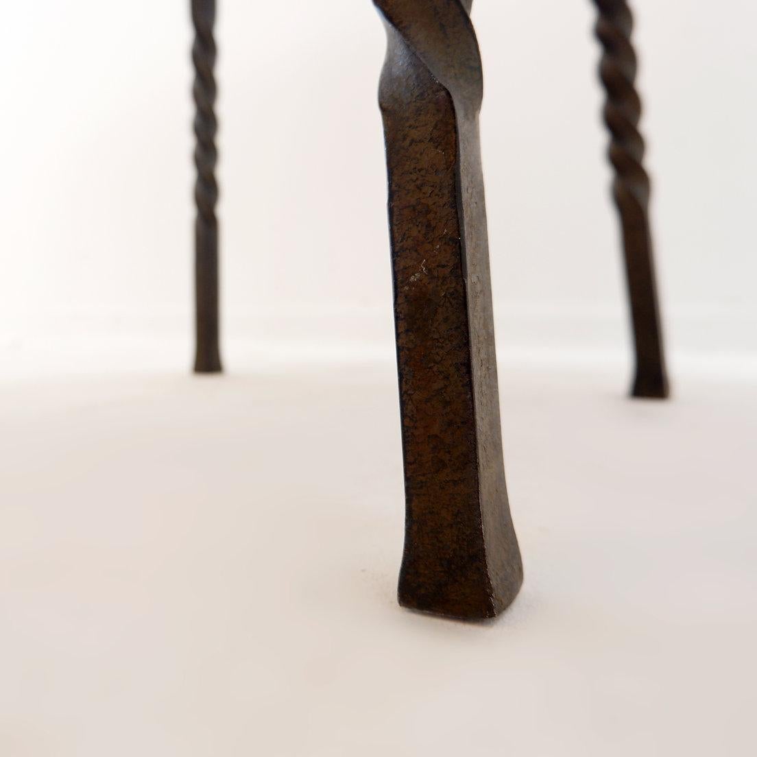 Round coffee table with twisted wrought iron base, France 1960s - Ø 67cm In Good Condition For Sale In Linkebeek, BE
