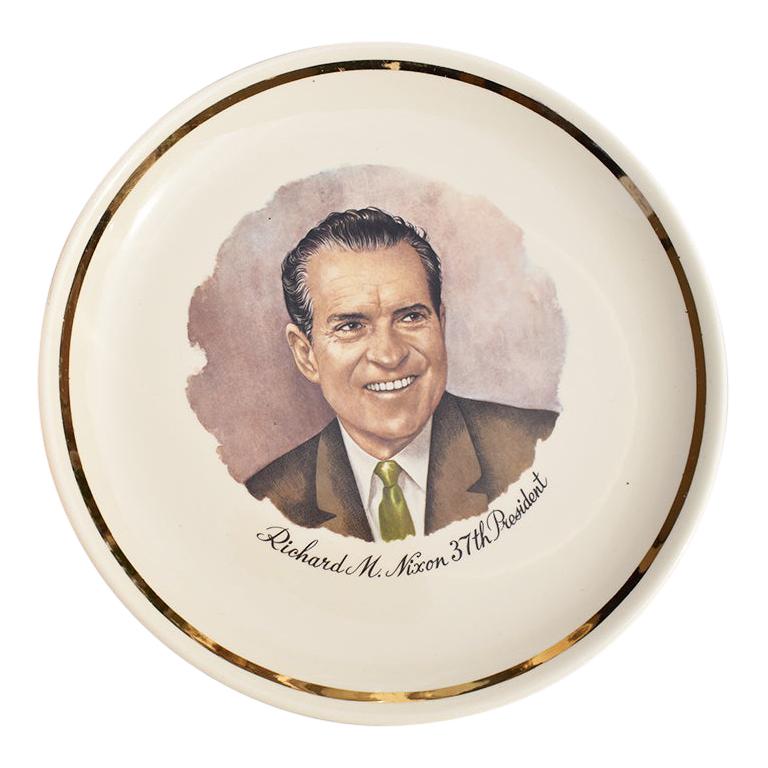 round-commemorative-plate-of-president-nixon-37th-president-for-sale-at