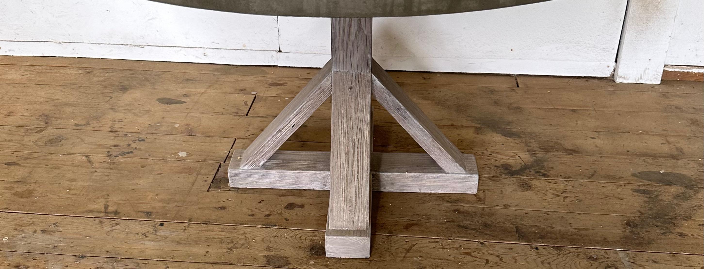 Cast Round Concrete Farmhouse Pedestal Dining Table For Sale