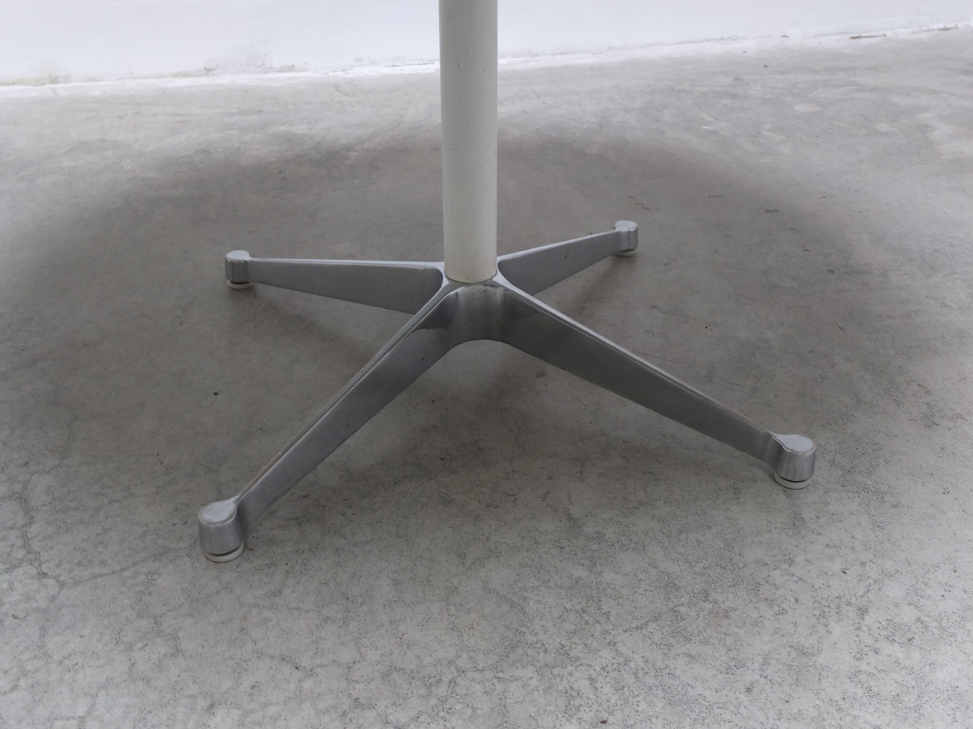 Table de conférence ou de salle à manger ronde de George Nelson pour Herman Miller, années 1960 en vente 7