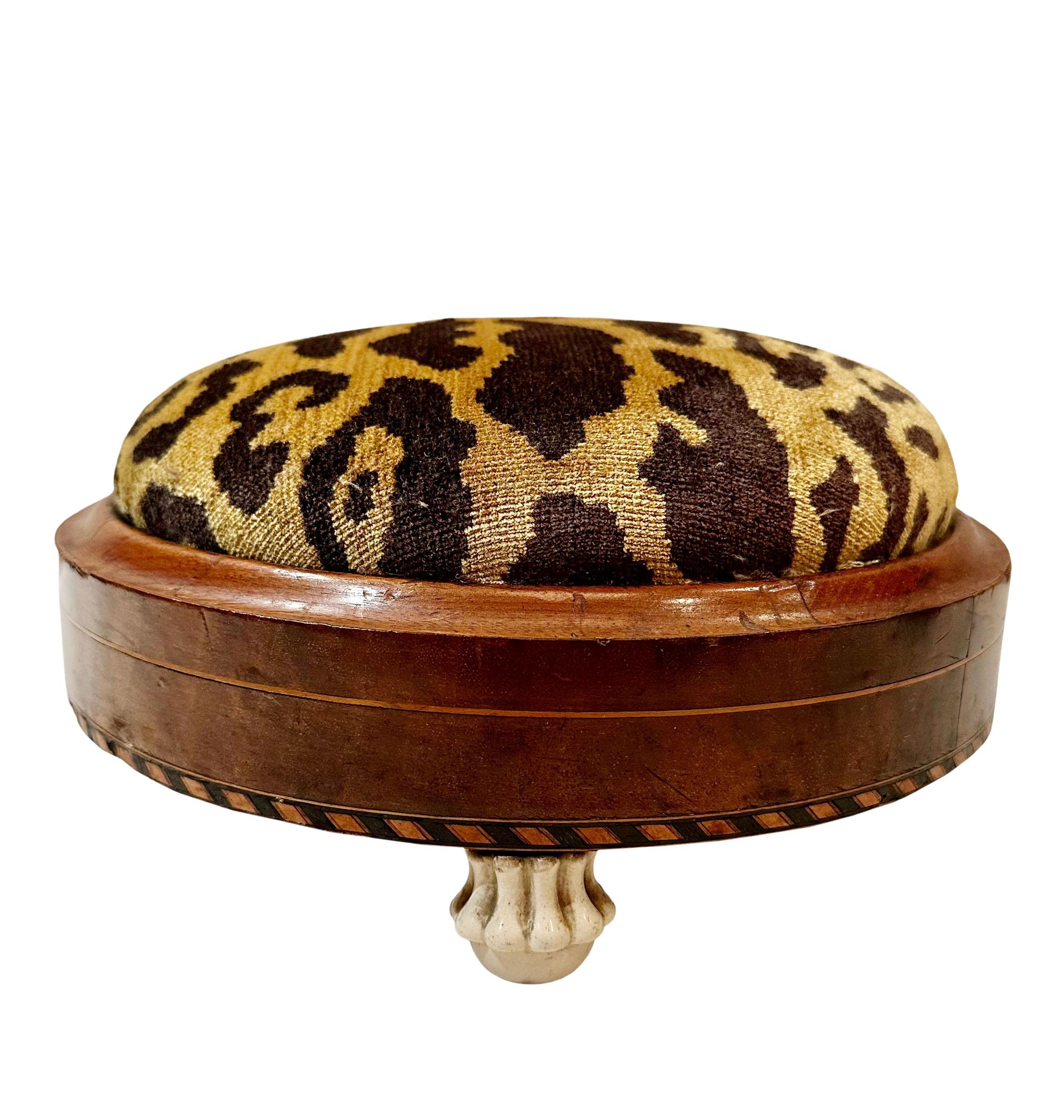 Round Continental Stool With Scalamandré Cheetah   In Good Condition For Sale In Tampa, FL