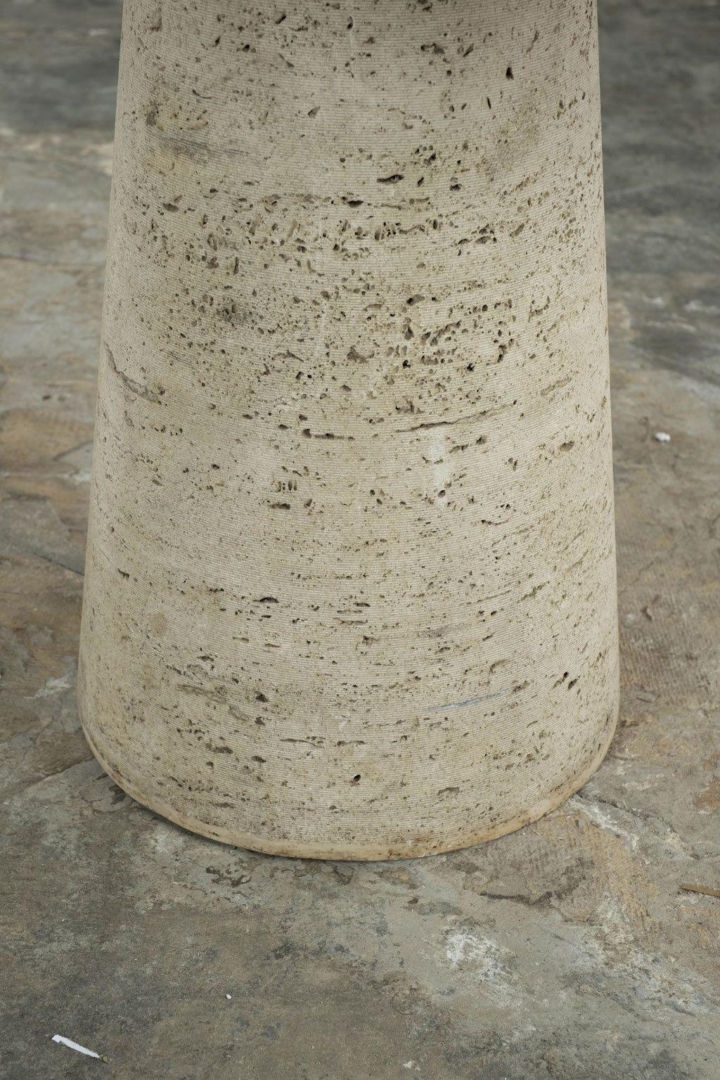 Carved Round Cream-Color Travertine Dining Table by Egidio Di Rosa & Pier Giusti For Sale