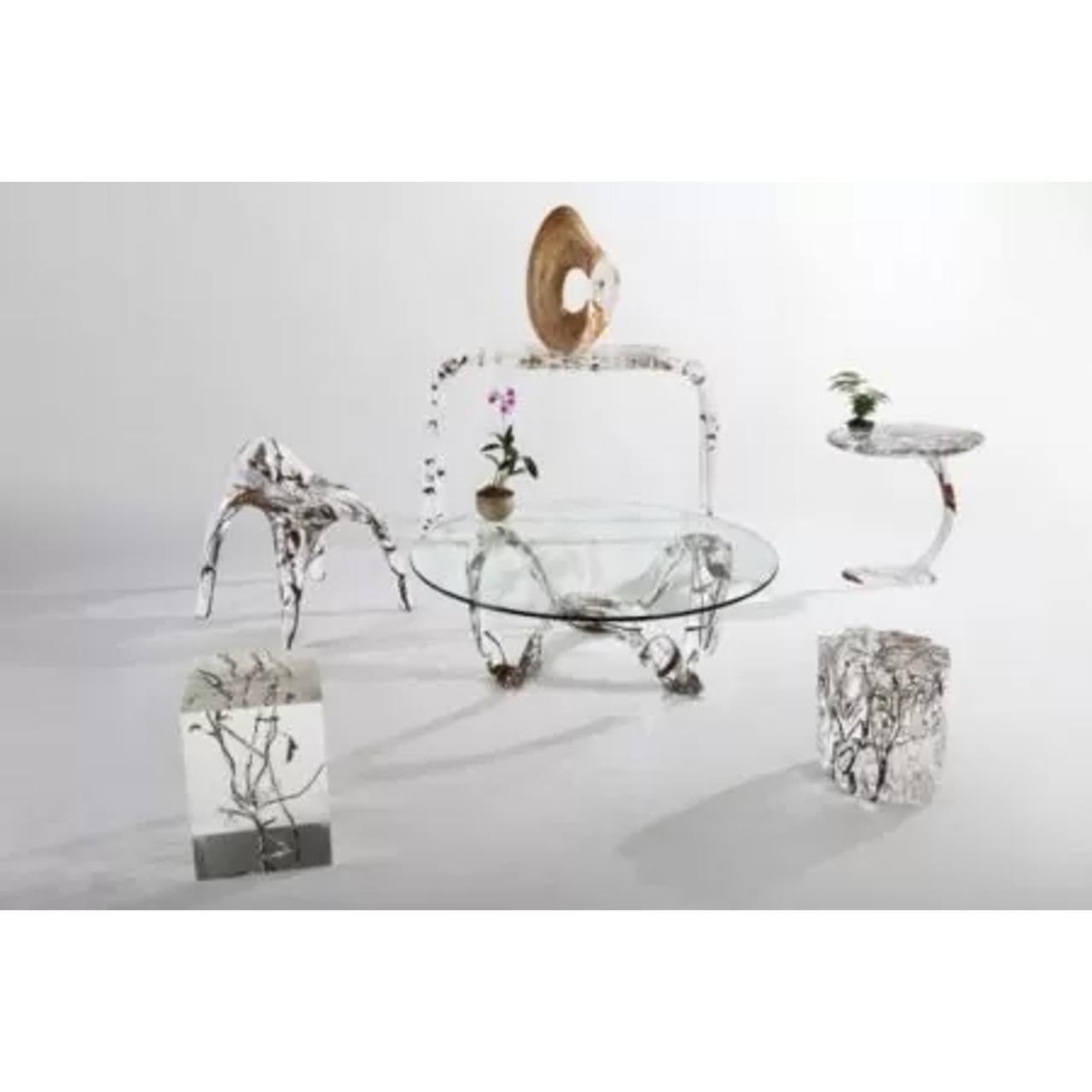 Américain Luxueuse table basse ronde en cristal - Chef-d'œuvre artisanal en vente