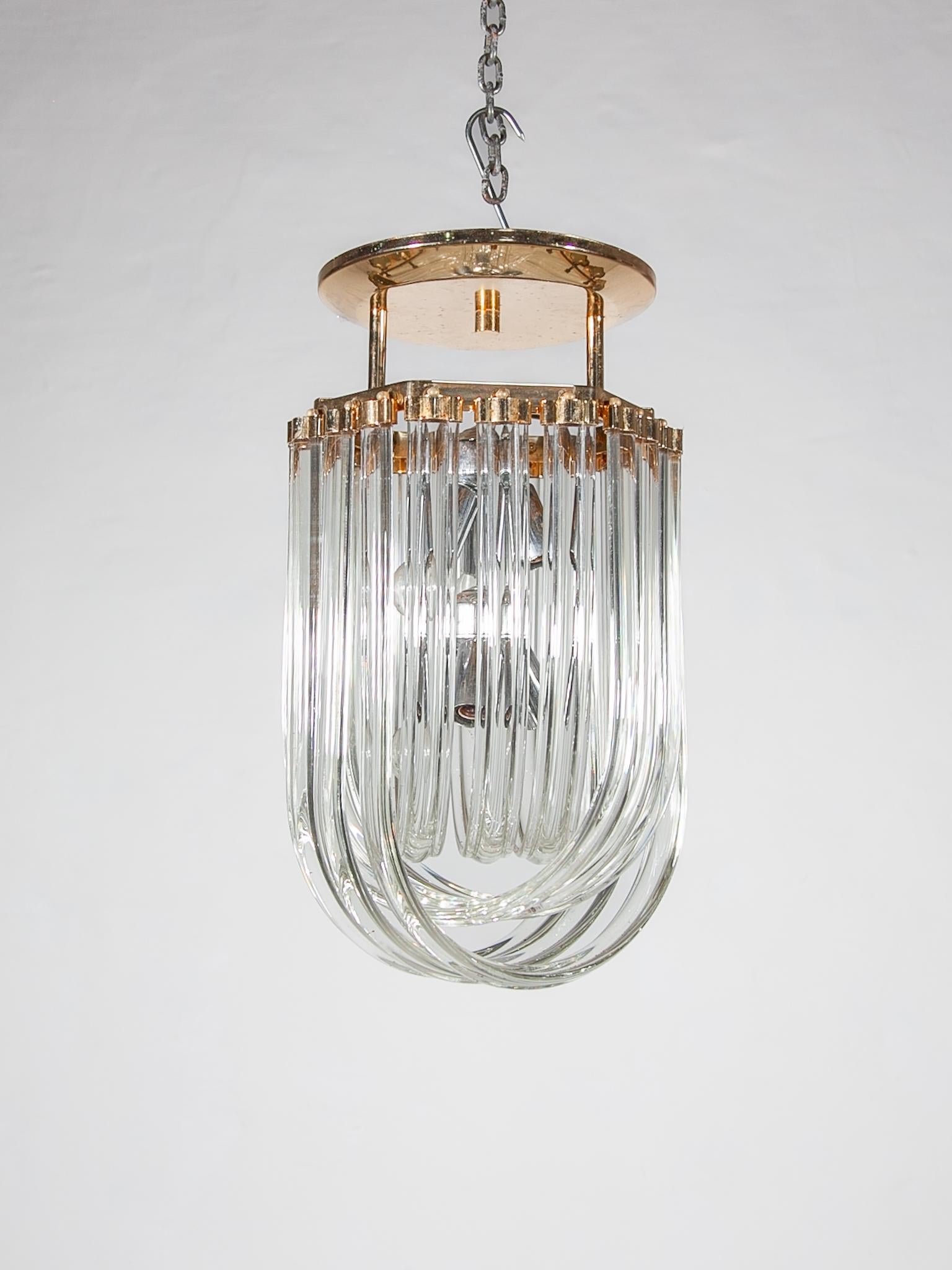 Lampadario o plafoniera in vetro di Murano con tre strati di vetro curvo 