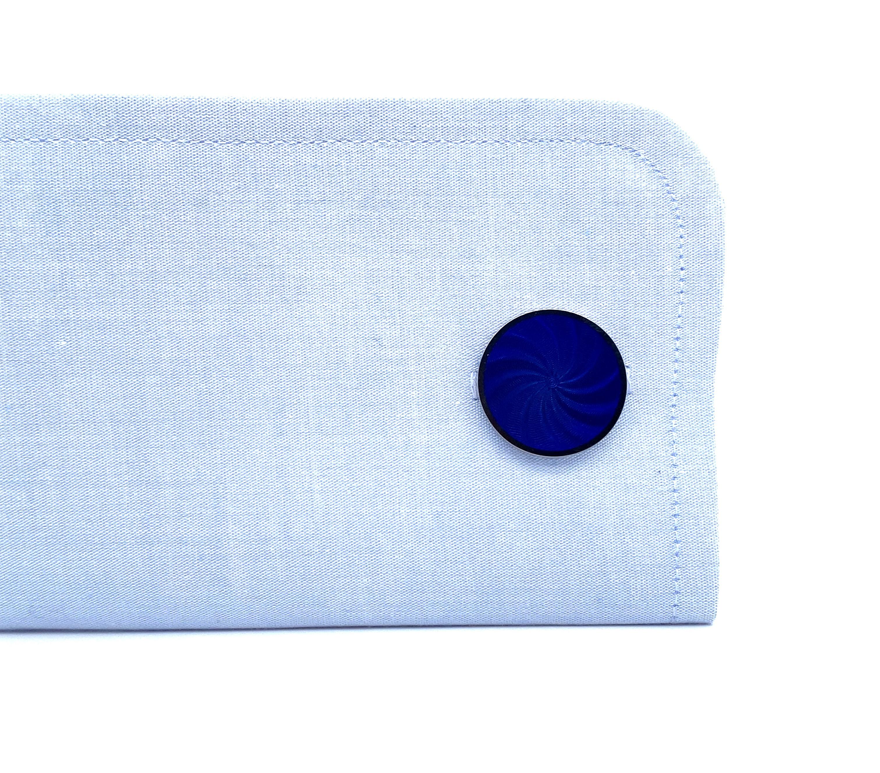 Round Cufflinks - 18k White Gold - Navy Blue Enamel Guilloche Diameter 20.0 mm For Sale 3