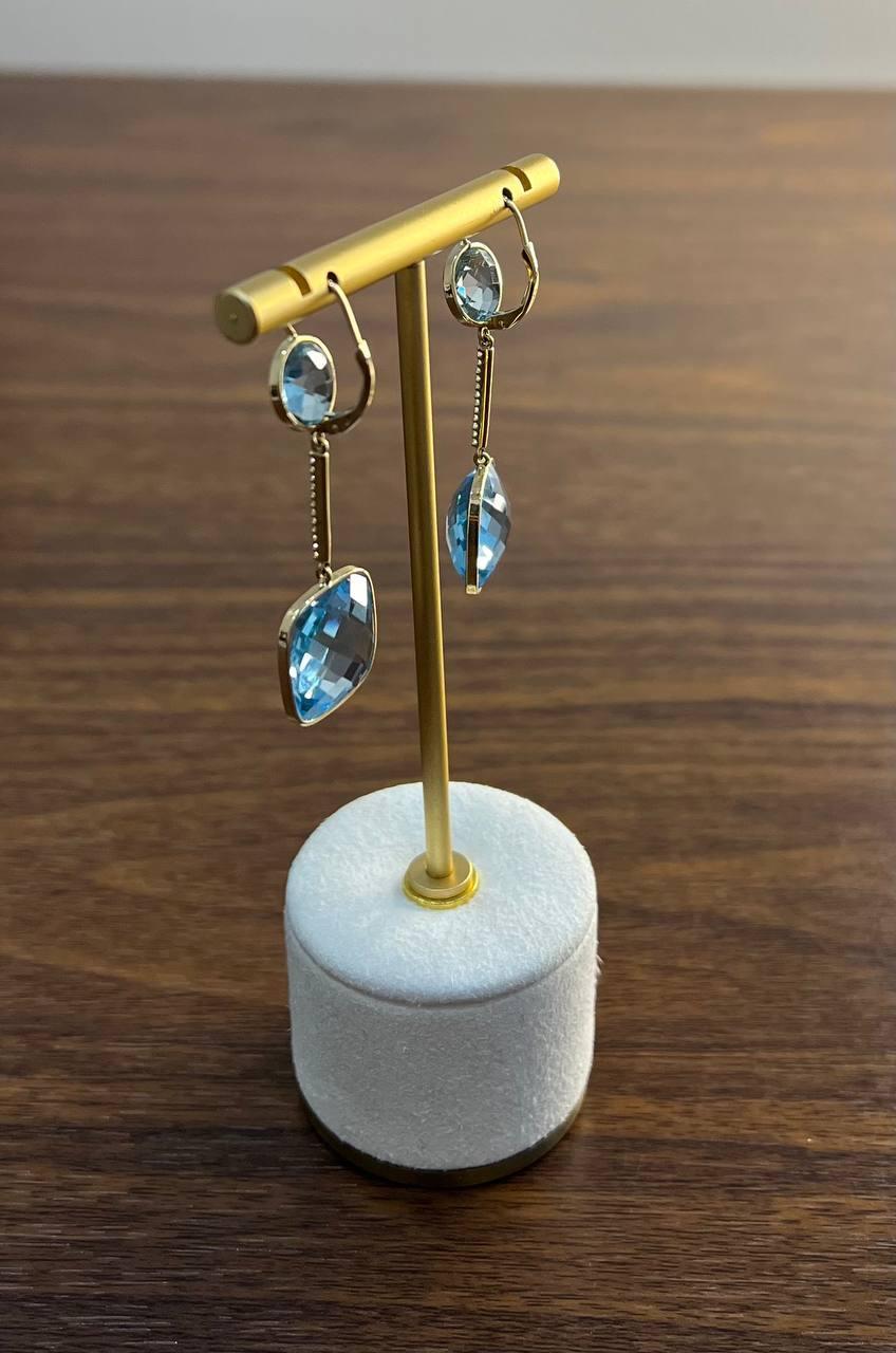 Pendientes de oro de 14 quilates en forma de cojín redondo con diamantes y topacio azul en venta 7