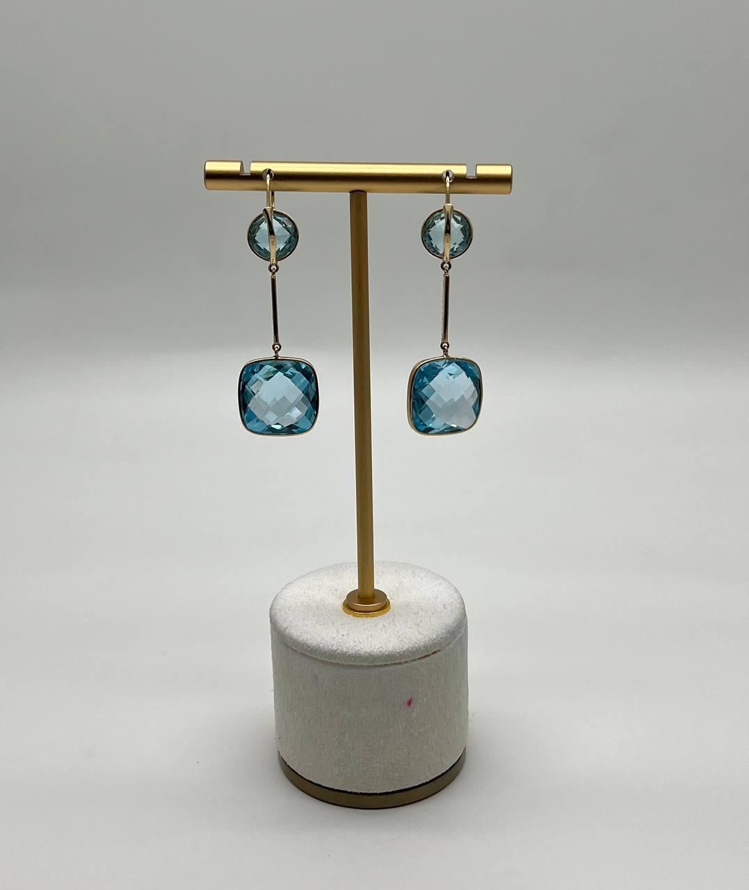 Pendientes de oro de 14 quilates en forma de cojín redondo con diamantes y topacio azul Corte mixto en venta
