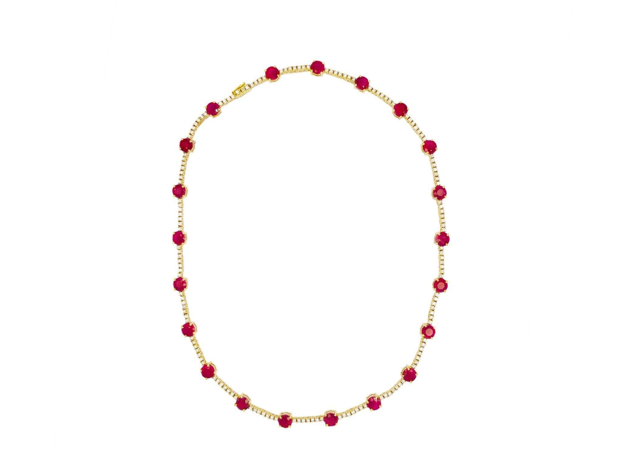 Art Deco Round Cut 25.10 Carats Ruby Necklace with 2.48 Carats of Diamonds 18K Gold For Sale