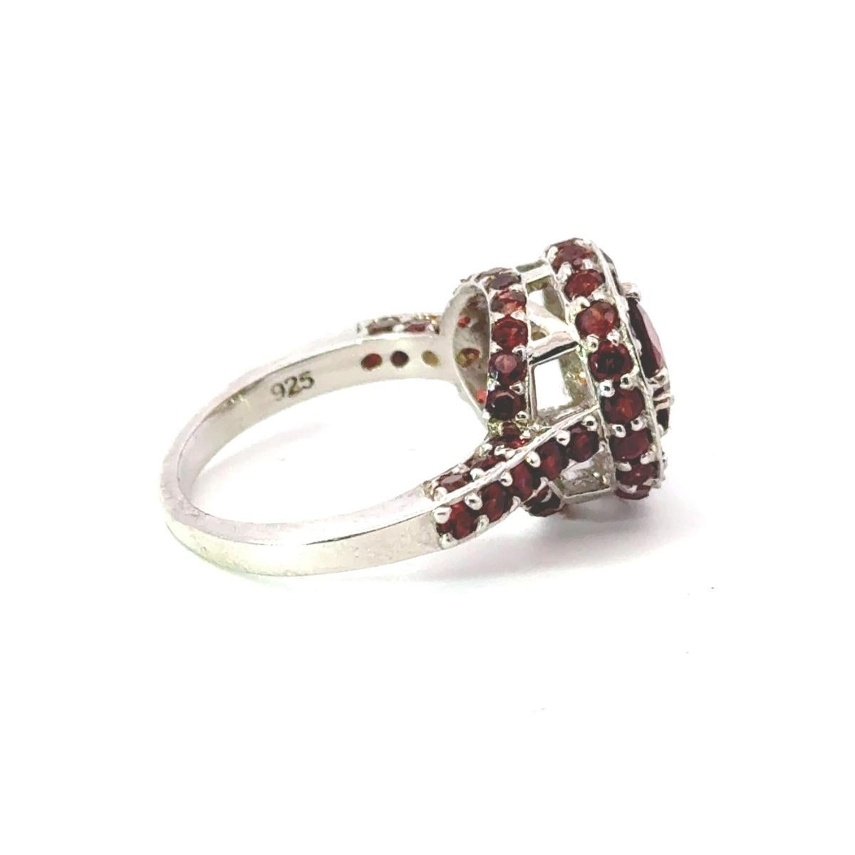 For Sale:  Round Cut 4.85 crt Garnet Dome Ring in 925 Sterling Silver Gift for Mother 5