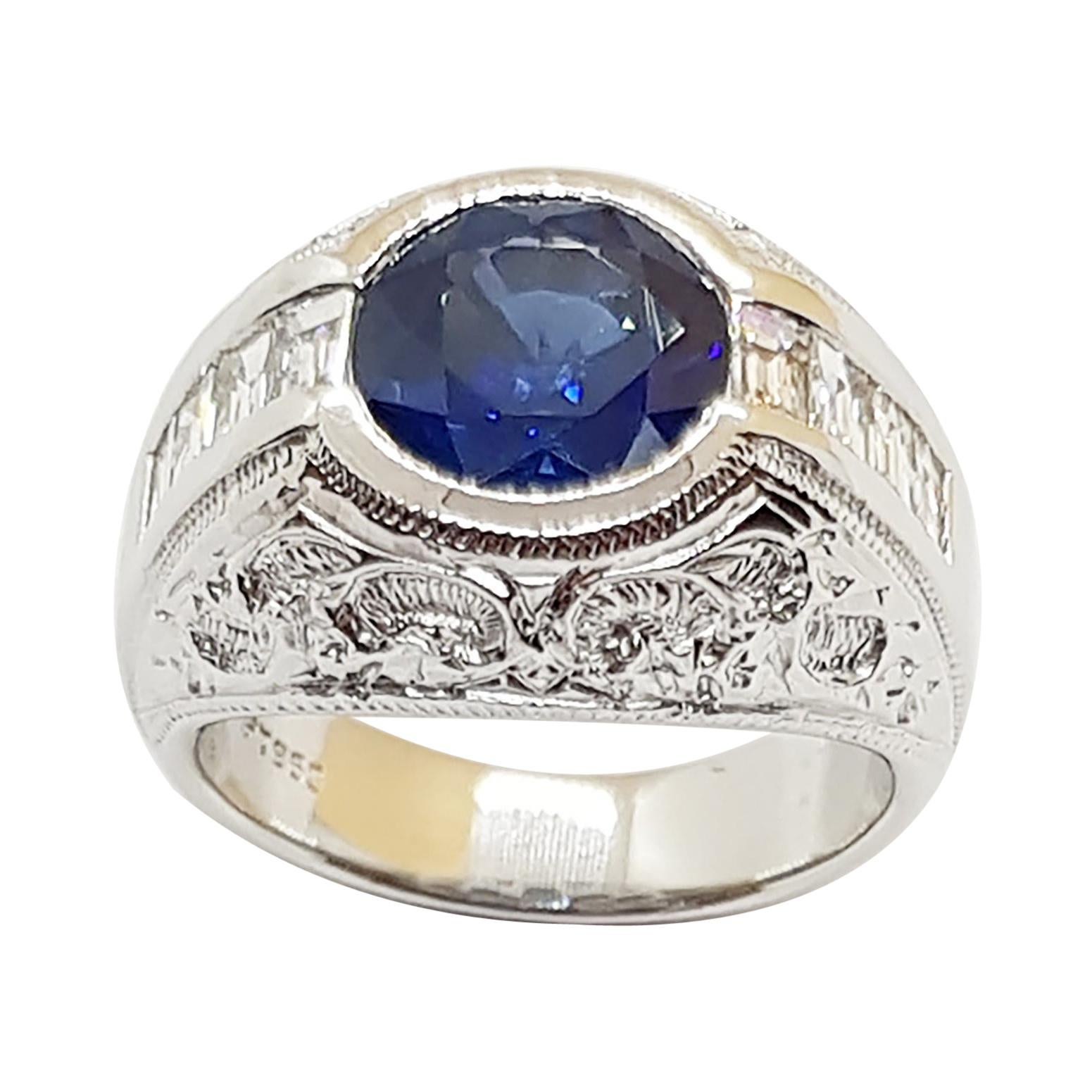 Round Cut Blue Sapphire, Diamond with Engraving Ring Set in Platinum 950