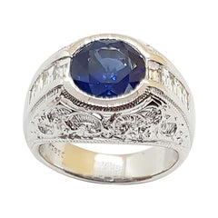 Rundschliff Blauer Saphir, Diamant mit Gravur, Ring aus Platin 950