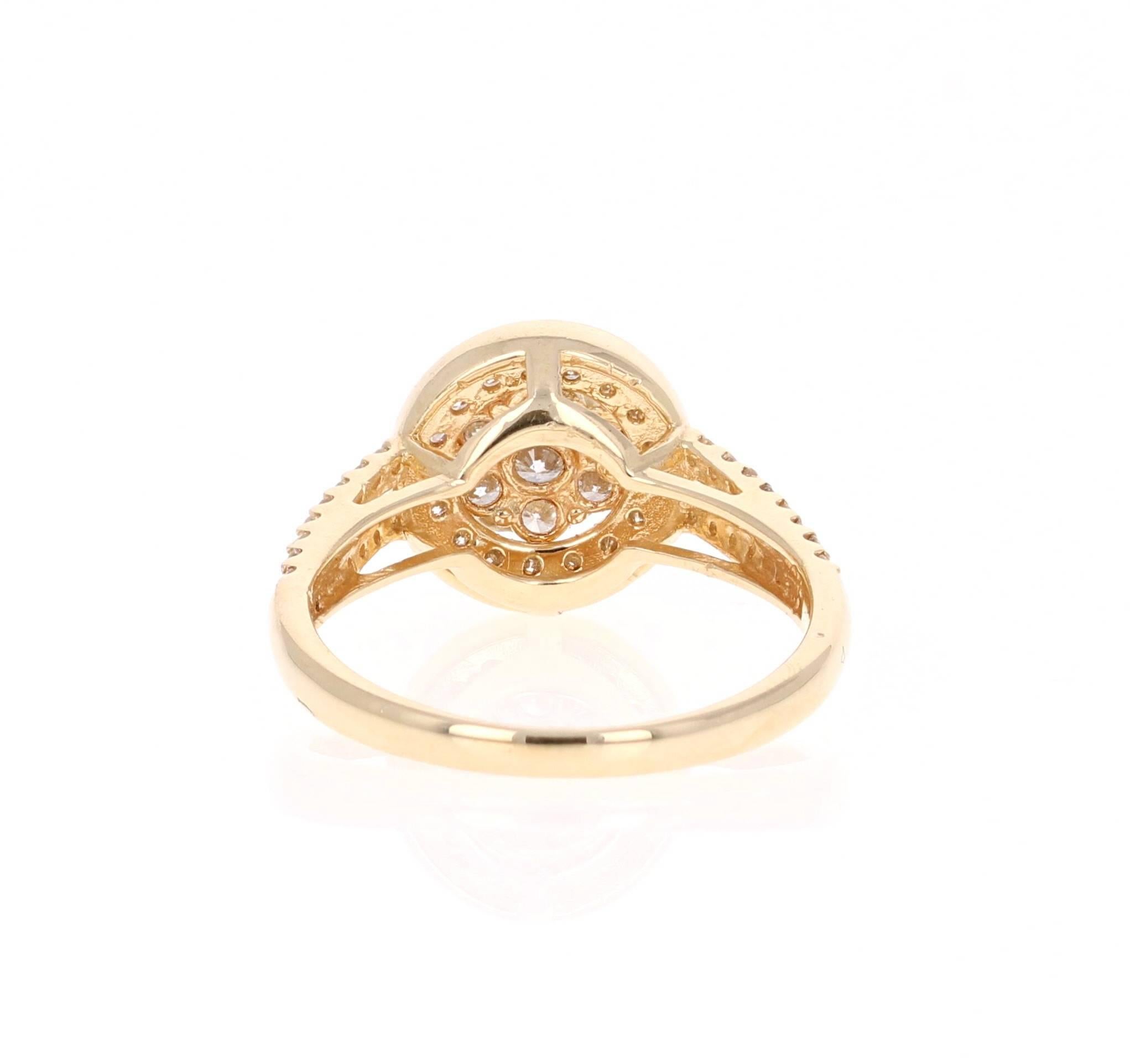 Round Cut Diamond Yellow Gold Cluster Ring For Sale