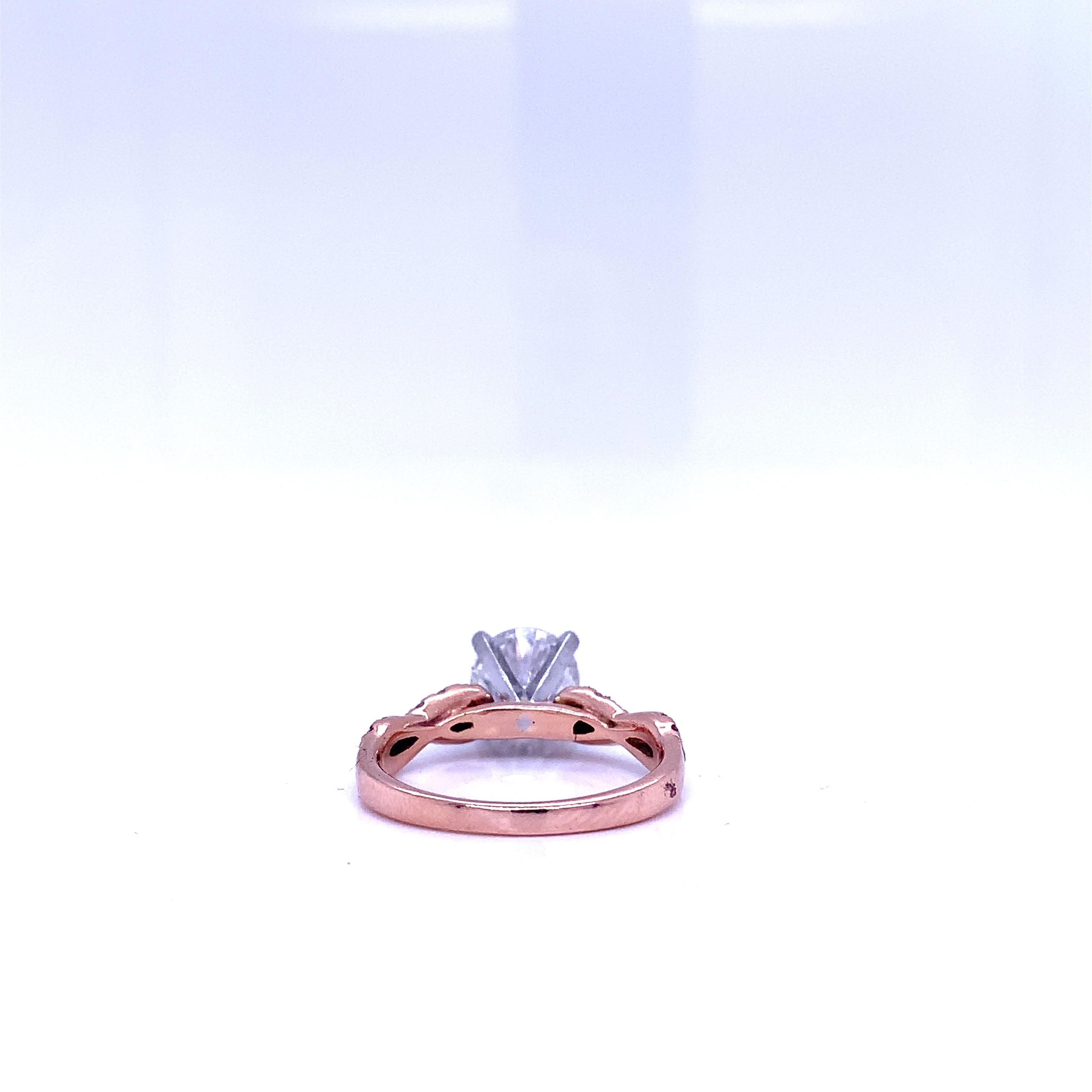 Round Cut Diamond 2.08 Carat Ring Set in 14k Rose Gold In Excellent Condition For Sale In Aventura, FL