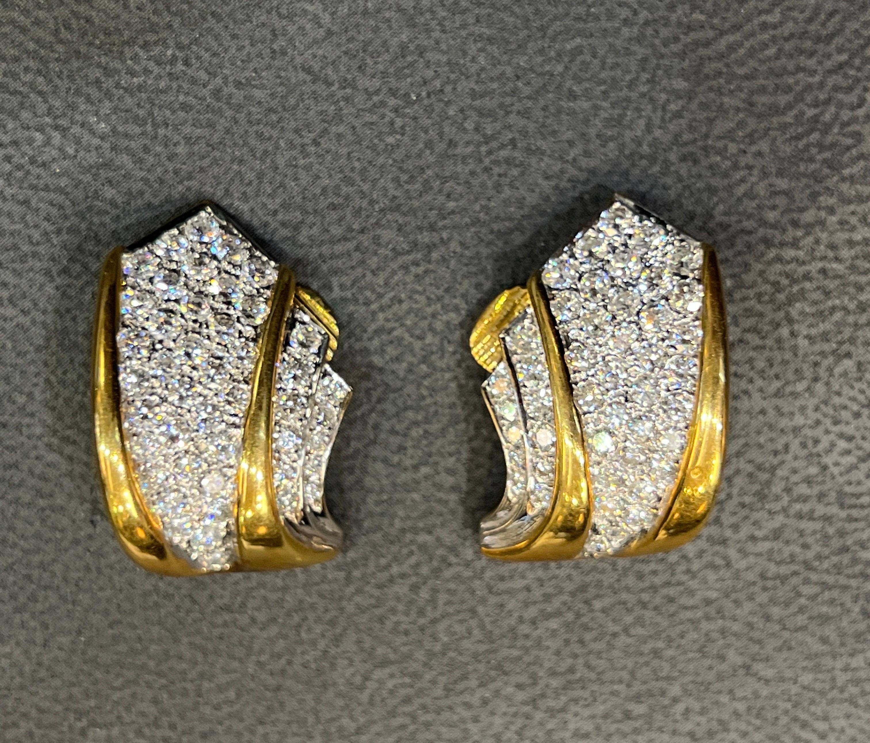 Women's Round Cut Diamond Earrings For Sale
