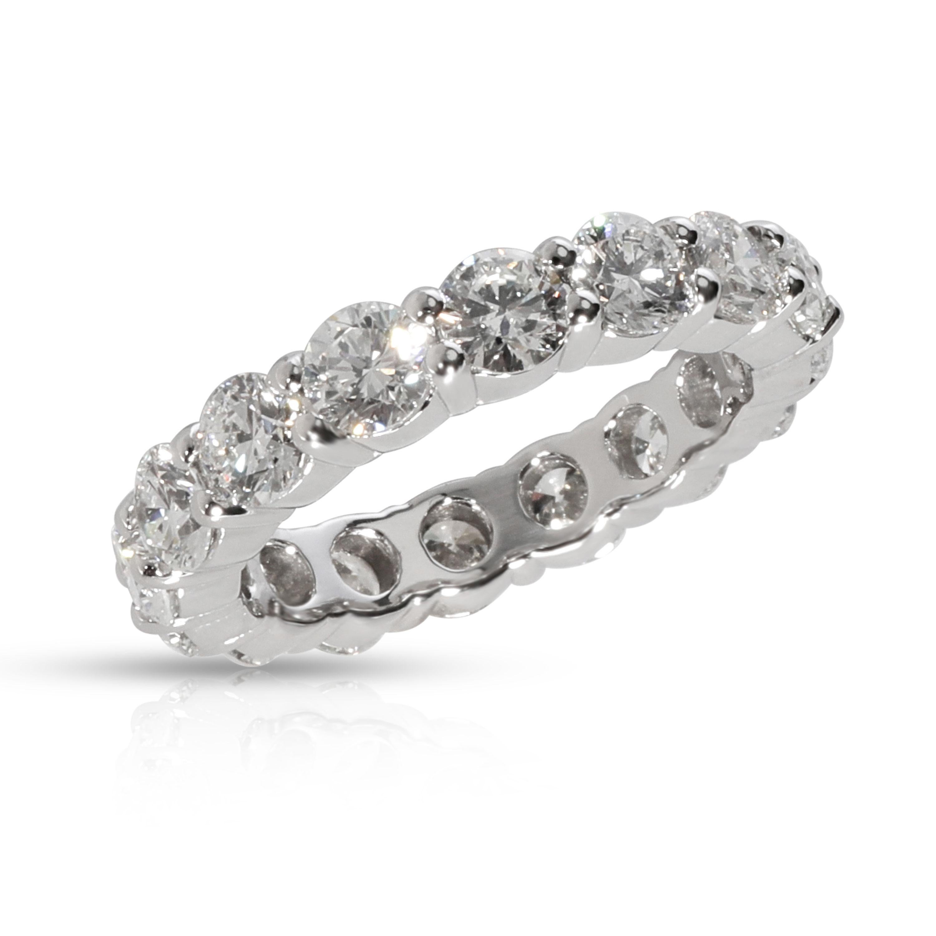 Round Cut Diamond Eternity Band in 14 Karat White Gold 4.00 Carat In Excellent Condition In New York, NY
