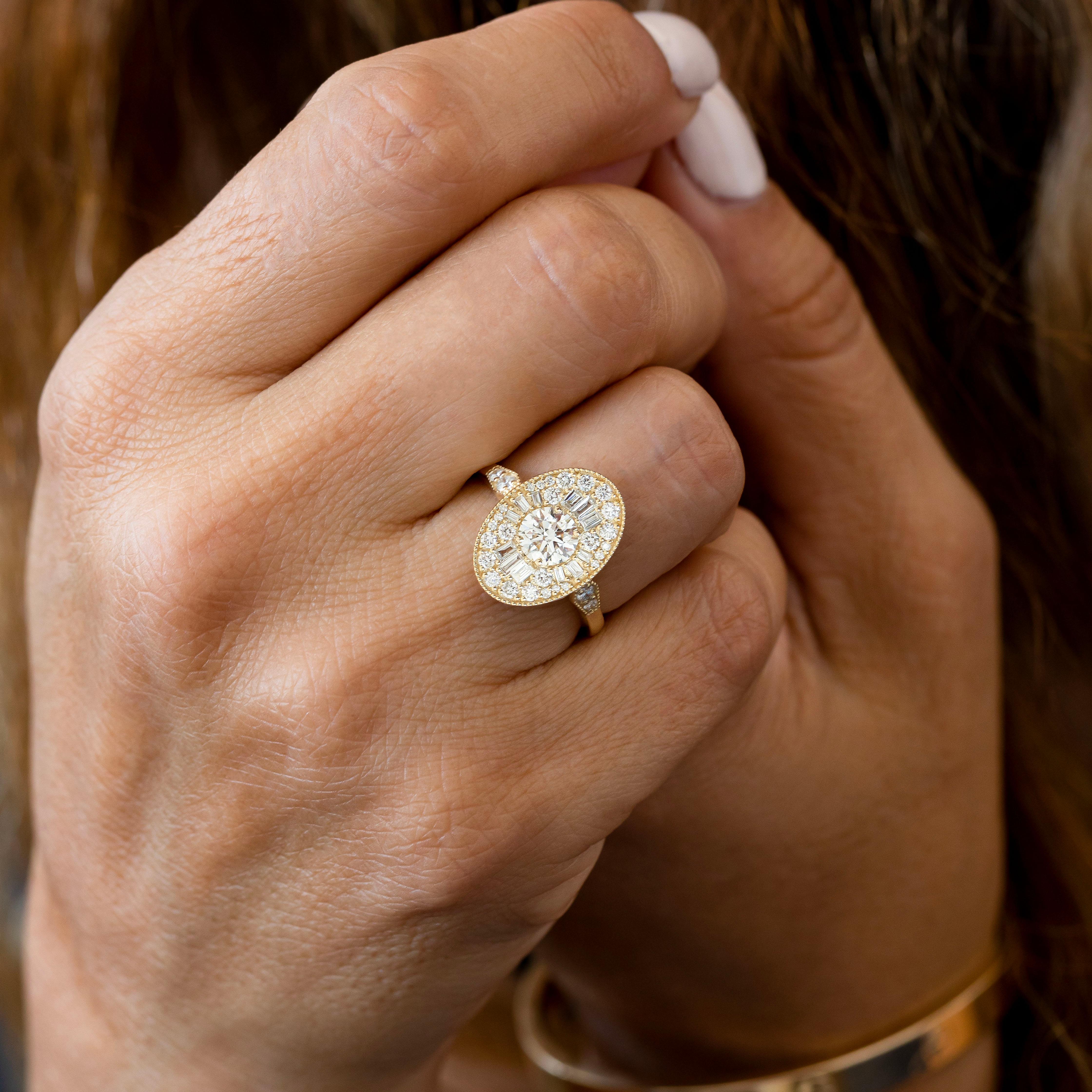 Round Cut Diamond Ring 0, 70 ct (G/SI1) HRD Certificate, Wedding Ring In New Condition For Sale In ISTANBUL, TR