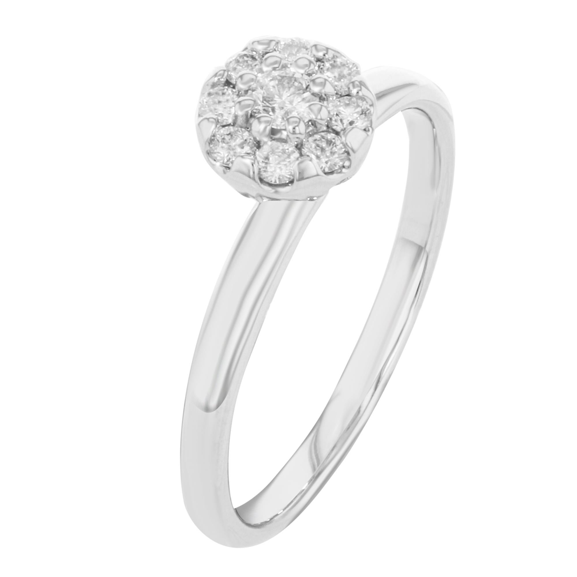 Modern Round Cut Diamonds Womens Engagement Ring 18K White Gold 0.40 Cttw For Sale