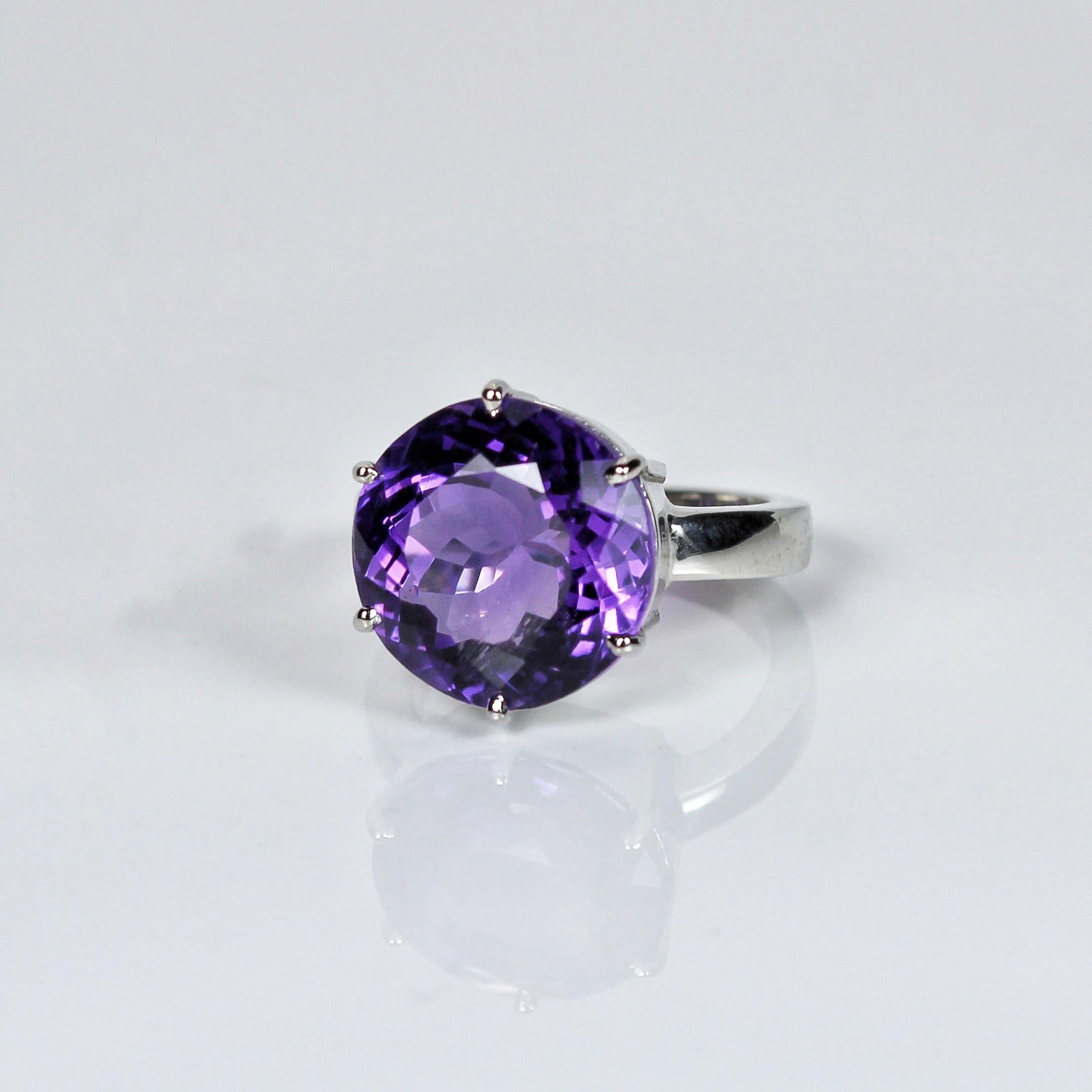 Round Cut Natural Amethyst Gemstone Ring In New Condition For Sale In Vadgam, GJ
